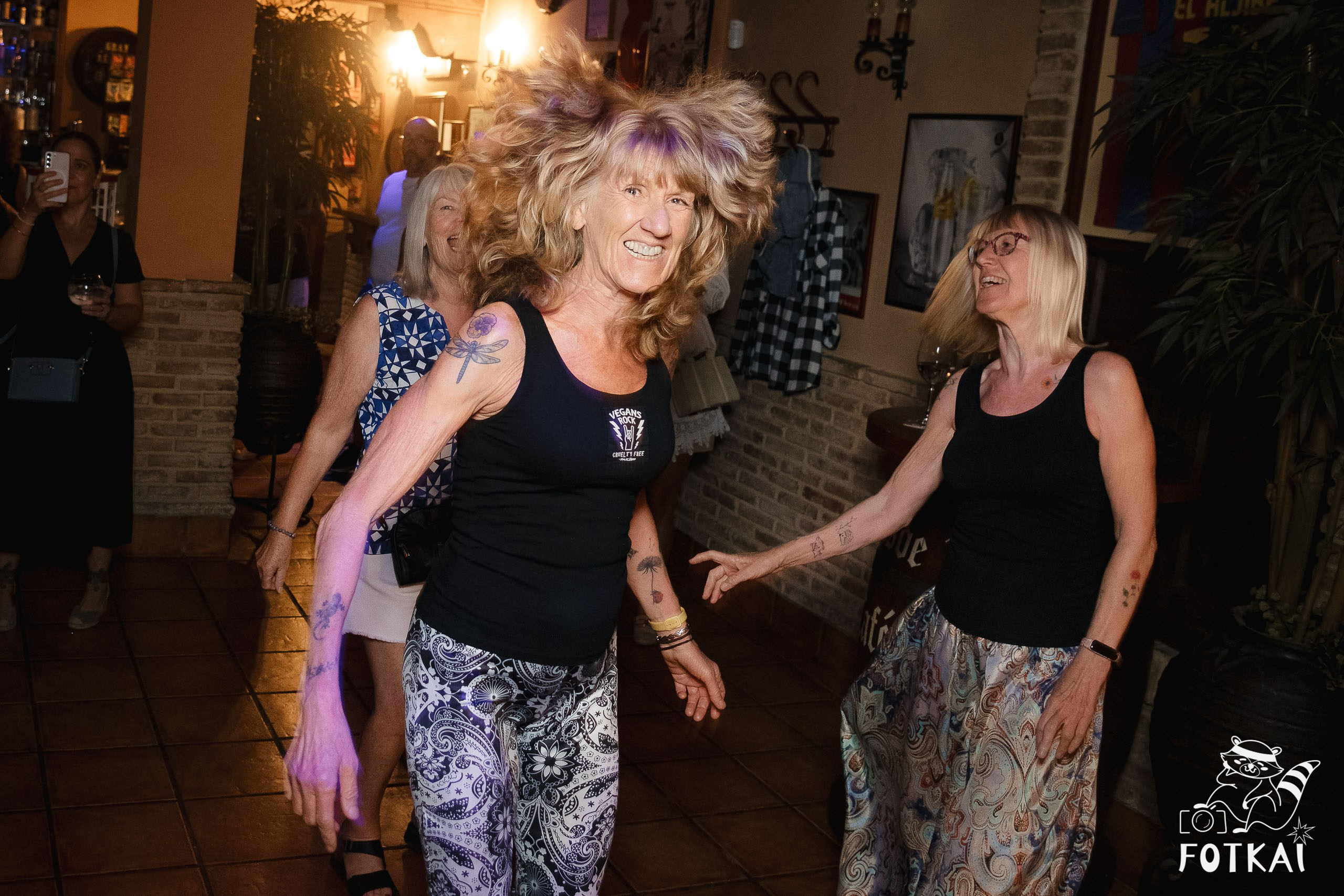 Stones of the Coast en Café Aljibe Rojales: Reportaje fotográfico 30.08.25 | FOTKAI