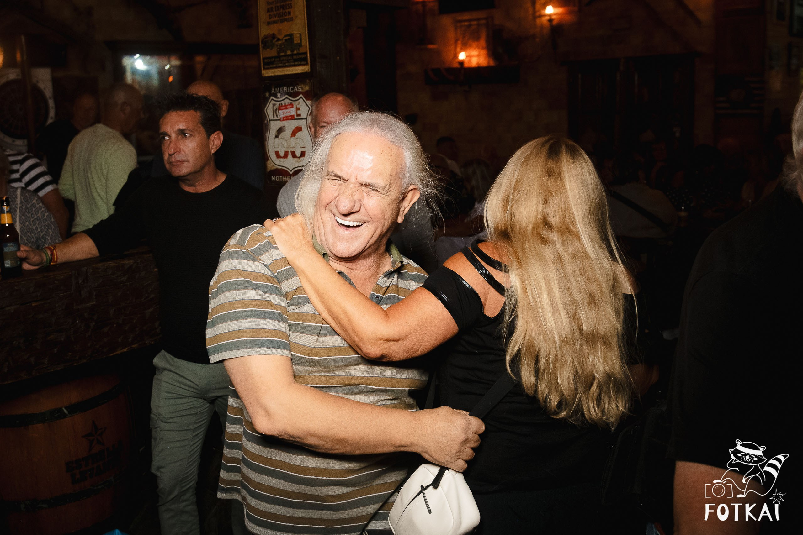 The Comebacks en El Paso Rock Bar Torrevieja: Reportaje fotográfico 11.10.25 | FOTKAI