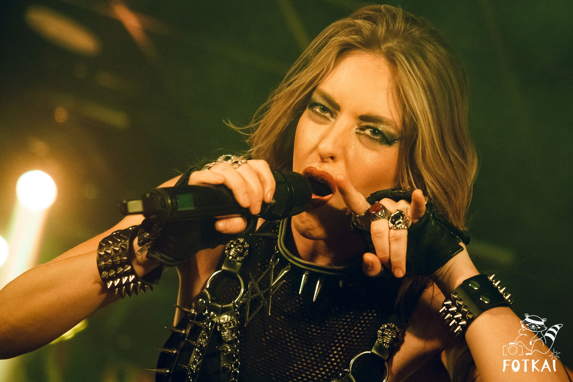 Burning Witches — Reportaje fotográfico en Murcia 2026 | Fotografía de conciertos España | FOTKAI