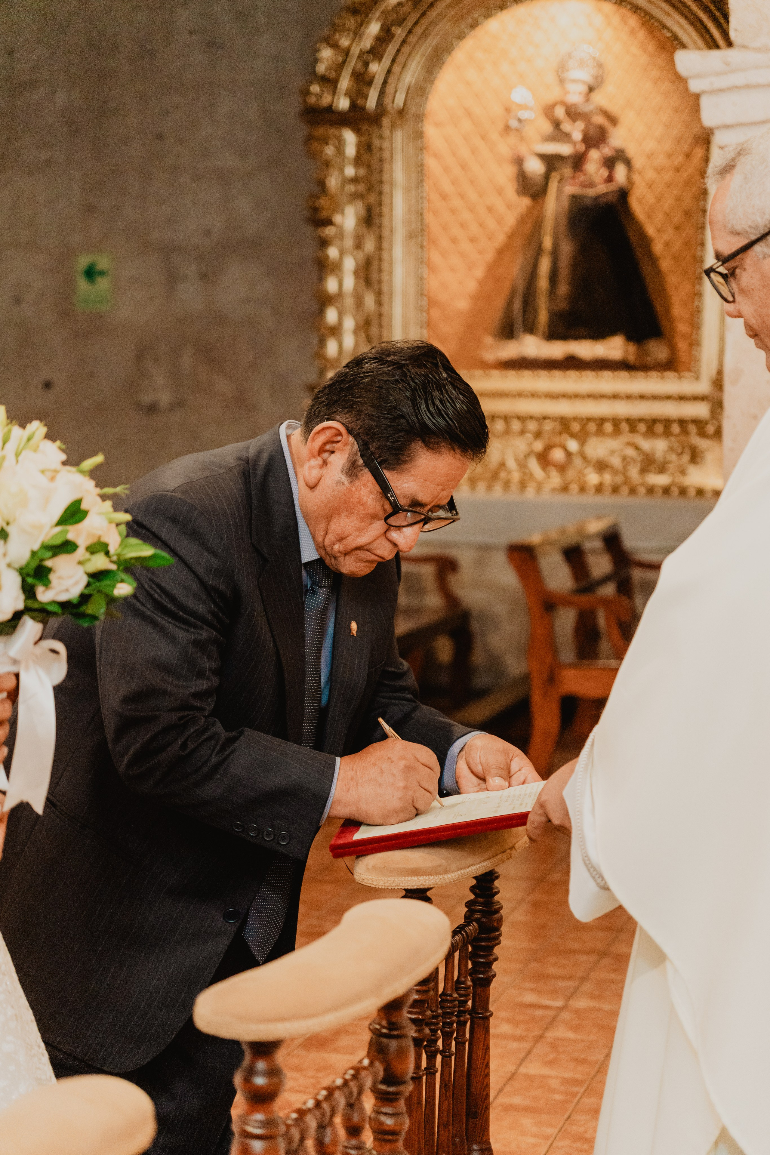 FERNANDO + MARIBEL | BODA RELIGIOSA. Studio KVTA | Fotografía y Video de Bodas en Arequipa