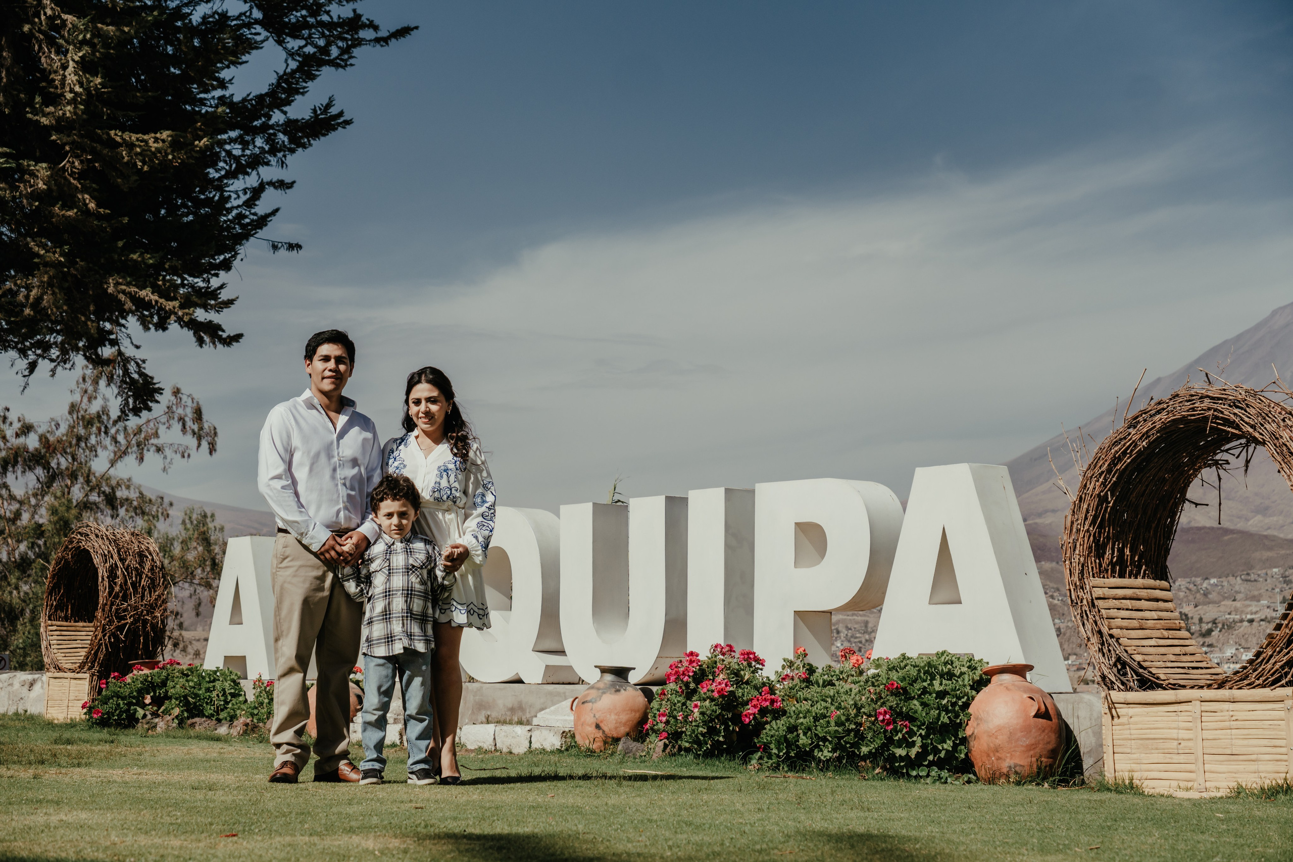 CARLA Y MARIO BODA RELIGIOSA. Studio KVTA | Fotografía y Video de Bodas en Arequipa