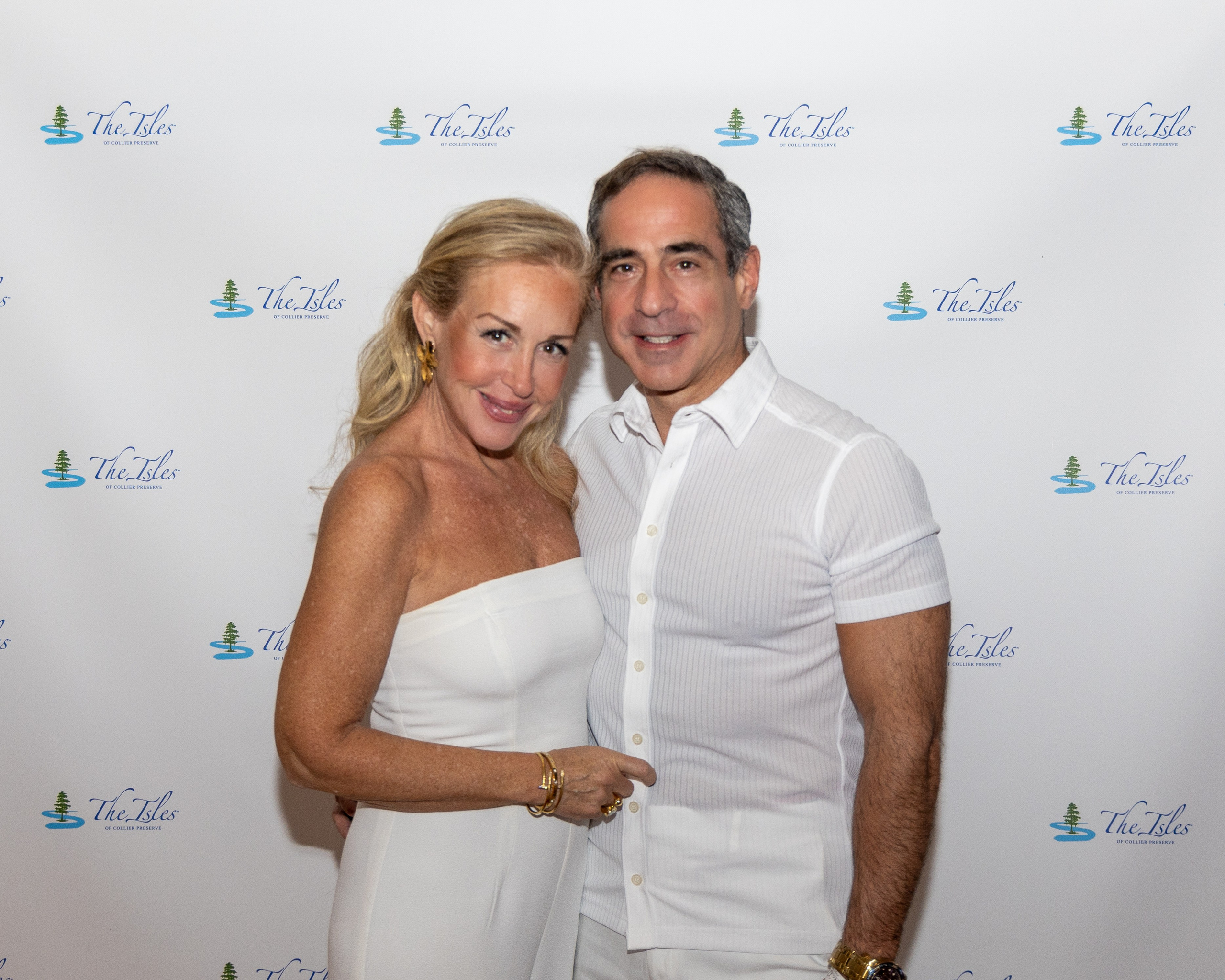 The Isles White Party. Out and About 239