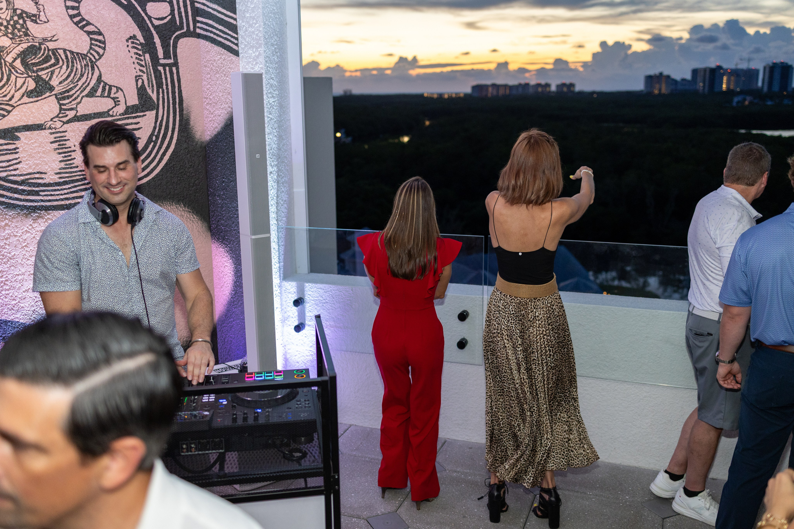 Luara Birthday at the Perry Hotel. Out and About 239