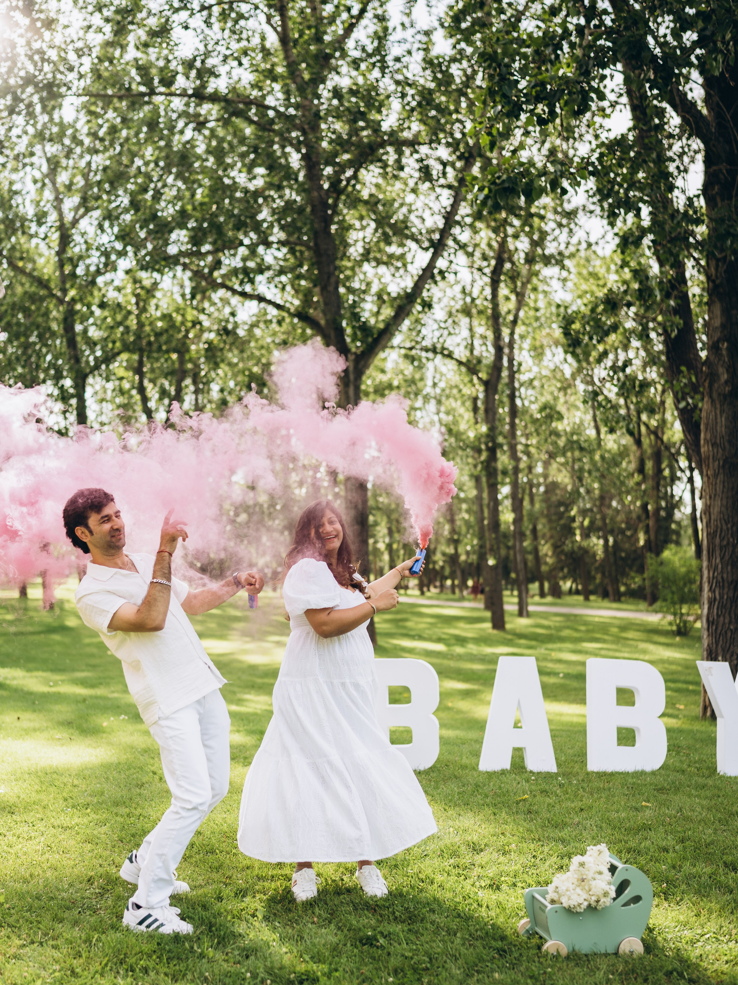 Gender reveal. Calgary Wedding & Lifestyle Photographer — Yevhen Polishchuk