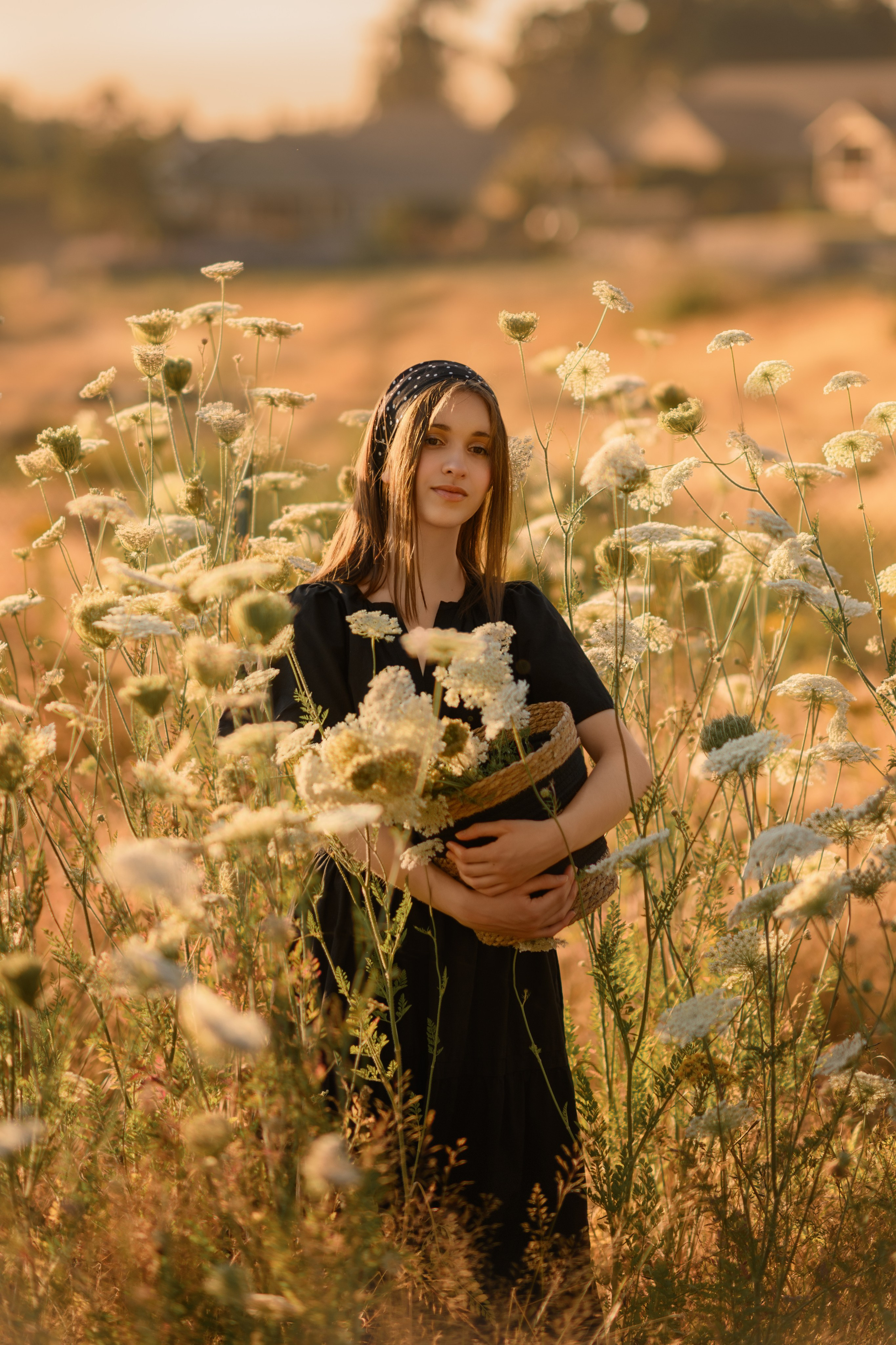 Meadow Light. Wedding & portrait photography in the Seattle Area. Helen Michelle photographer