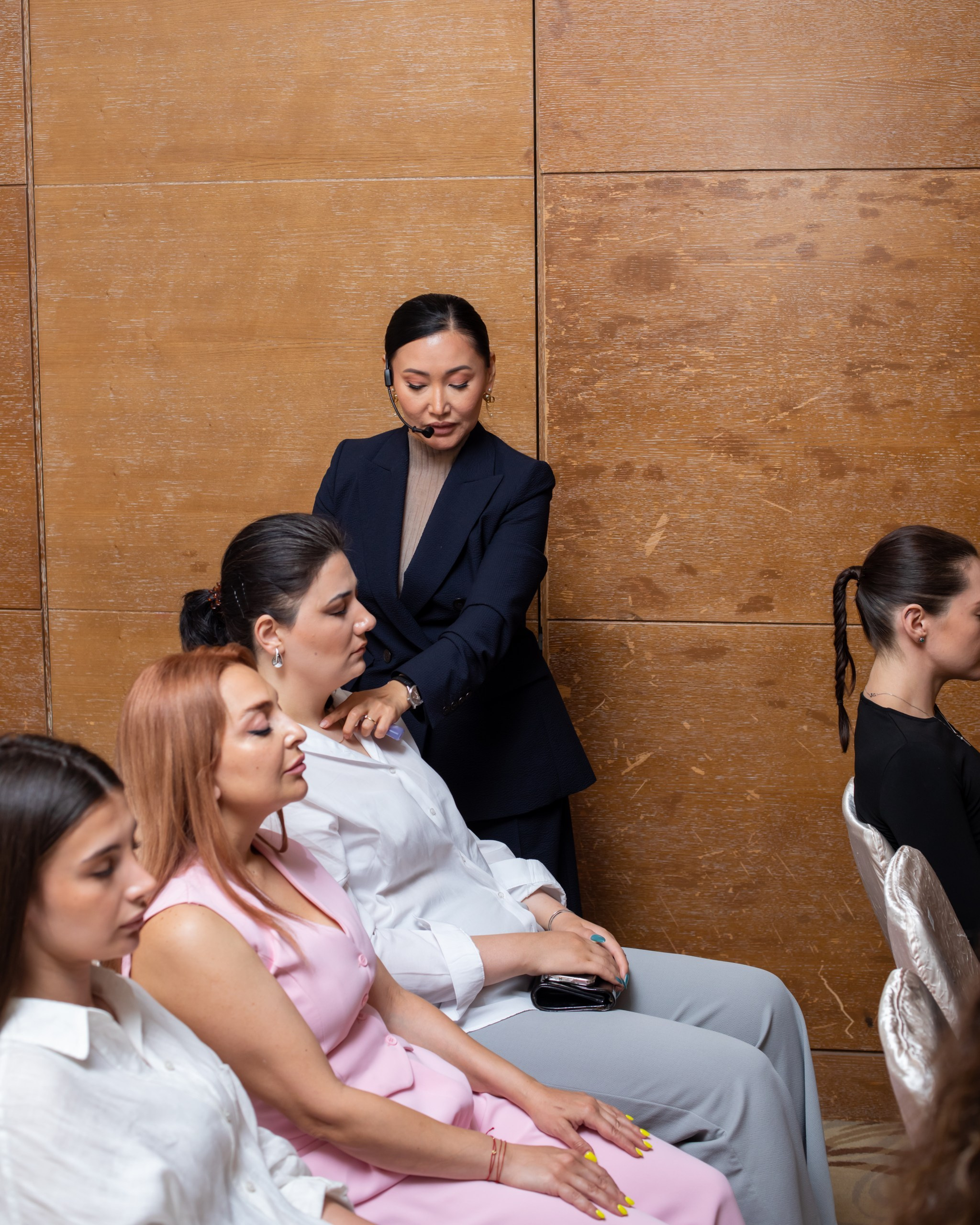 Laura Omuralieva — “The Woman of the New Age and Her Meta-Skills”. Fotograf Baku