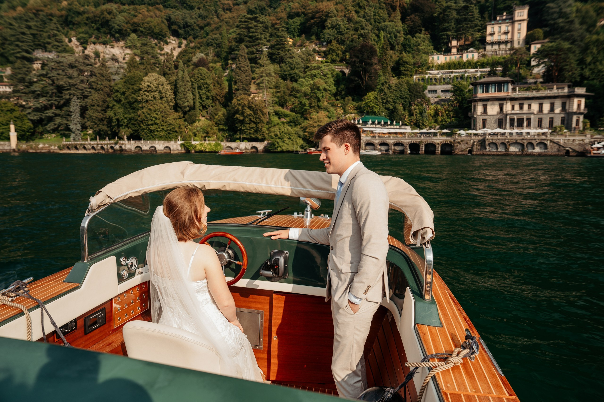 Cernobbio, Boat and Villa Olmo. Wedding Photographer Lake Como Ferrari Media Production