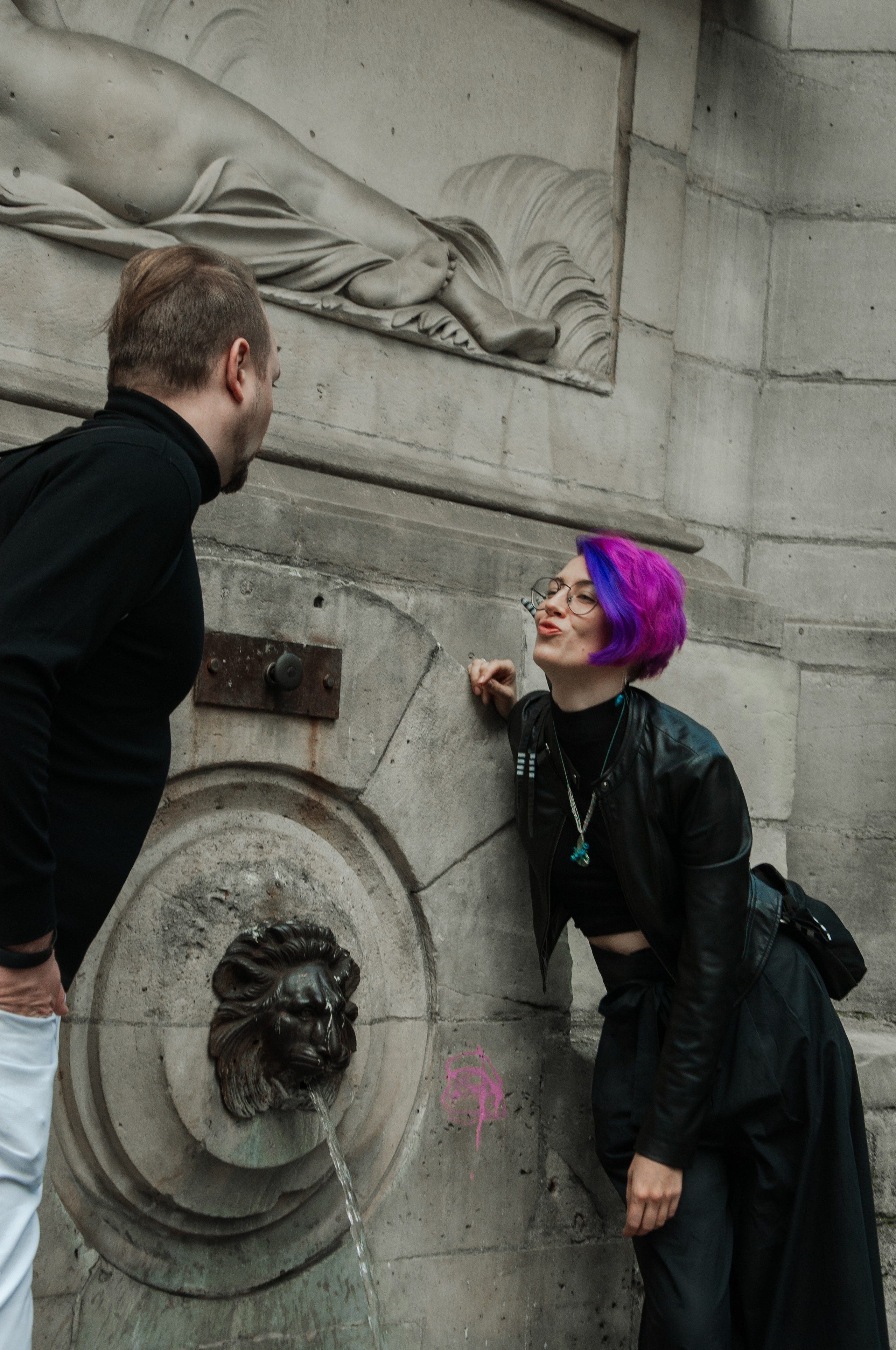 Парная стрит фотосессия. Фотограф в Париже Полина Осипова