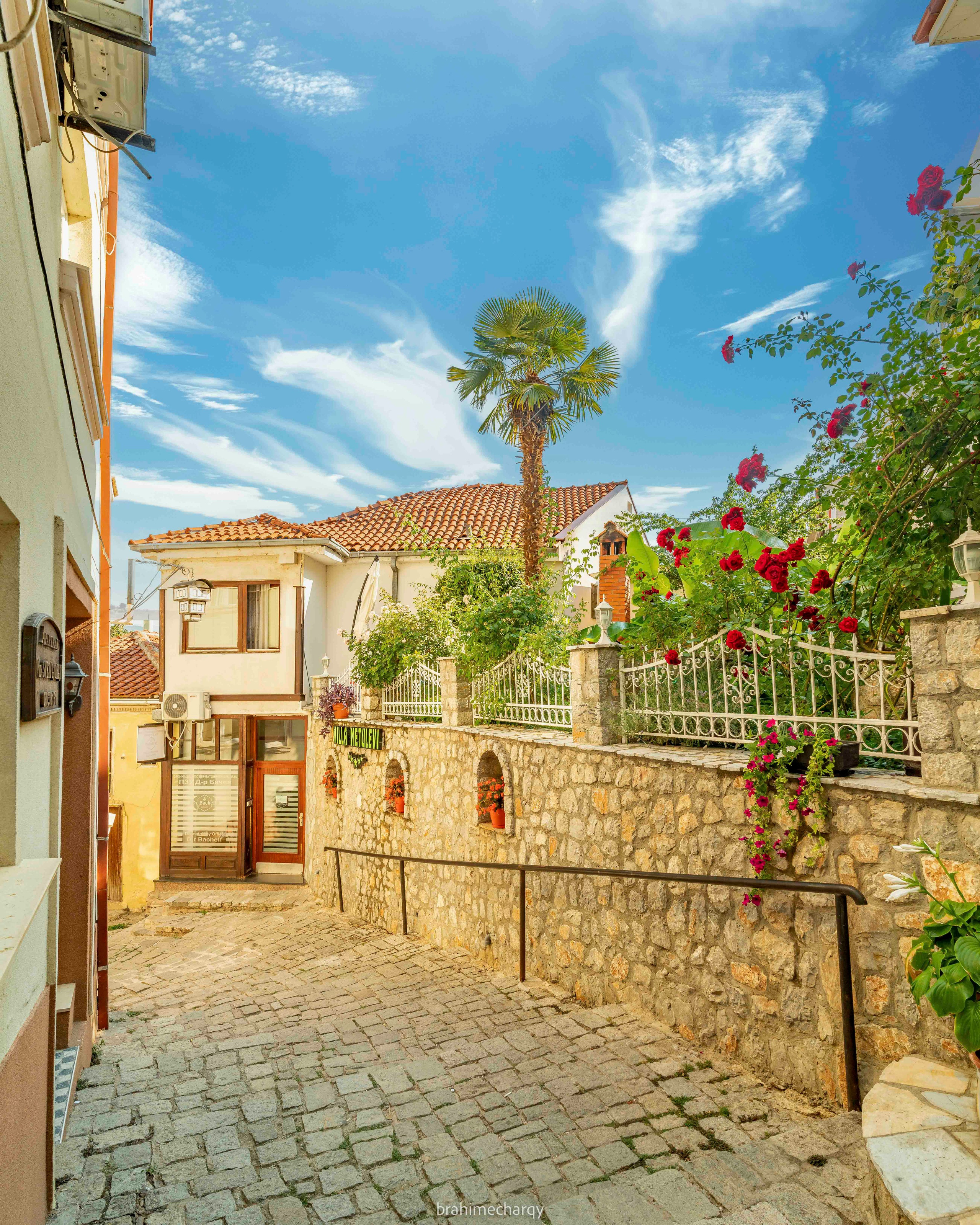 Фото. Брахим — фотограф