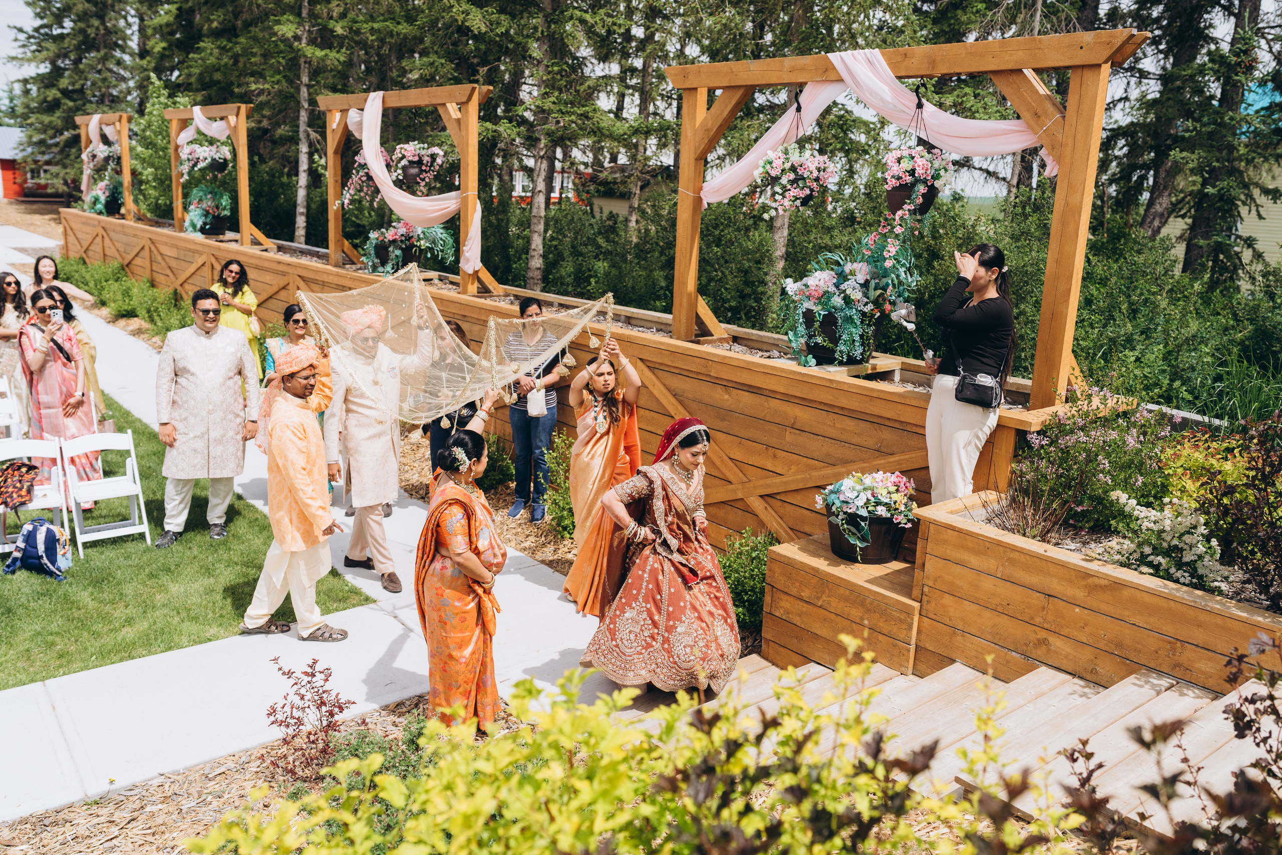 Jackie & Bindi. Calgary Wedding & Lifestyle Photographer — Yevhen Polishchuk