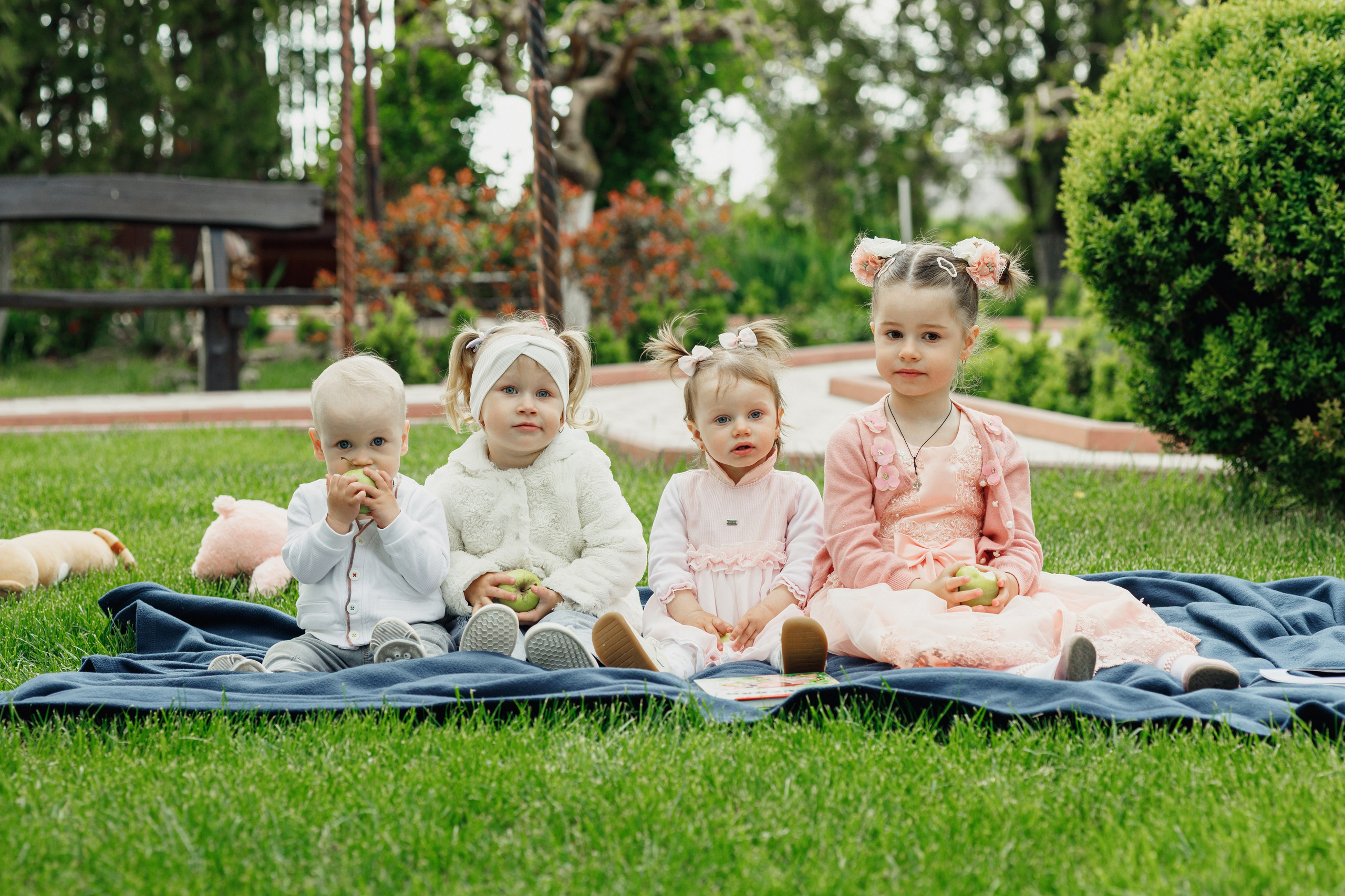 Familia Anton. Fotograful evenimentului tău
