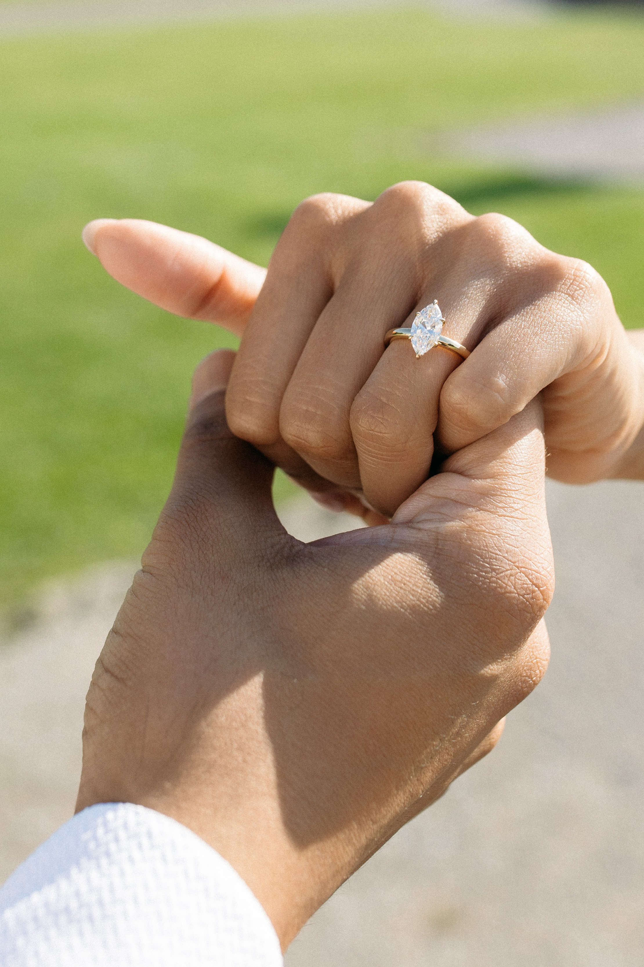 She said yes 💍. Wedding photographer in Italy