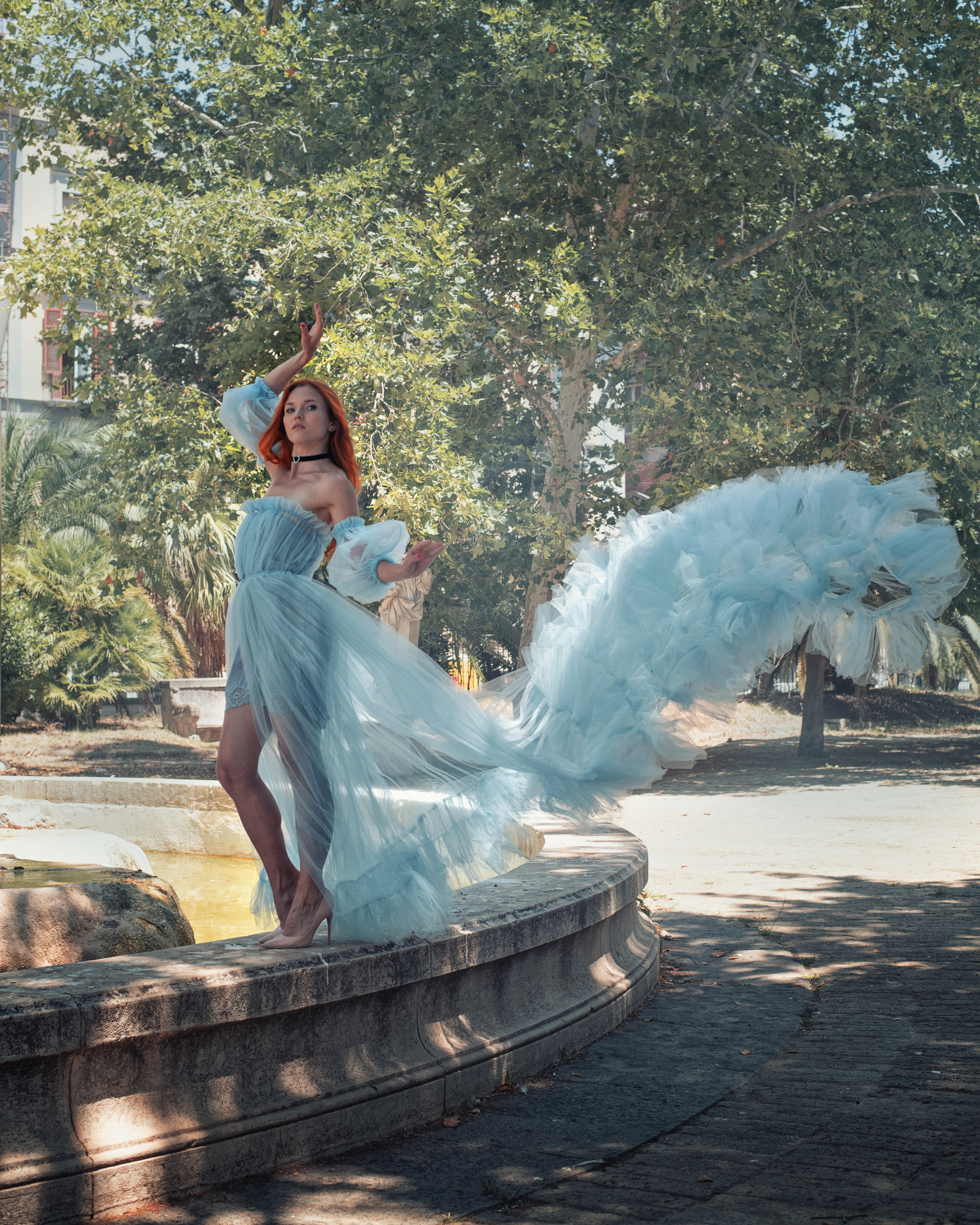 Photoshoot in tulle dresses. Фотограф в Неаполе