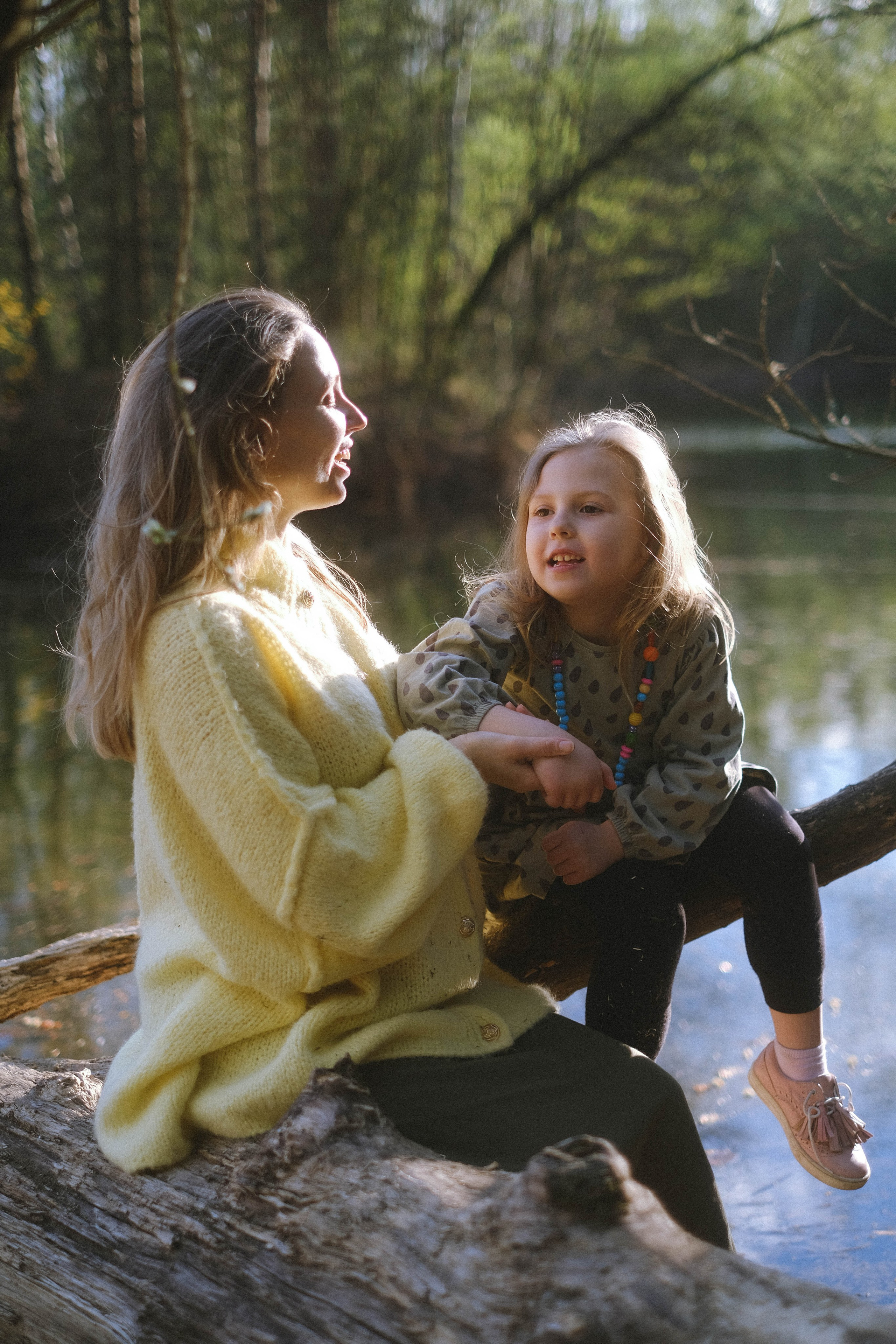 Nastya, Masha&Andrey. Authentische Familienfotografie in Köln
