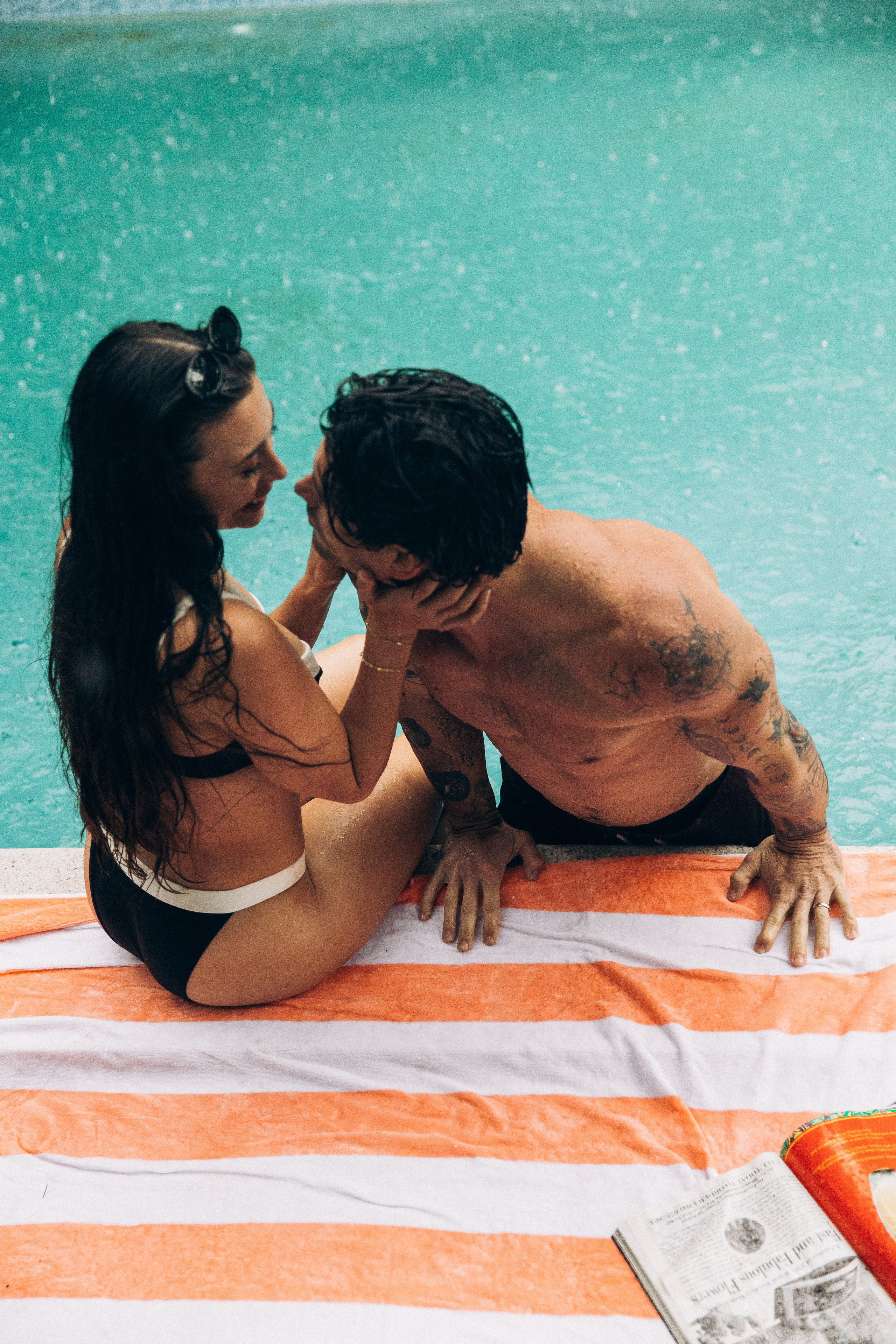 Editorial Retro Pool Session in Miami