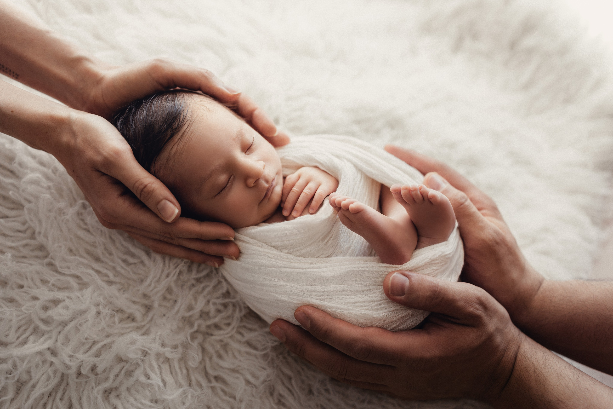Newborn Natural. Newborn, kids, family photographer based near Zurich, Switzerland