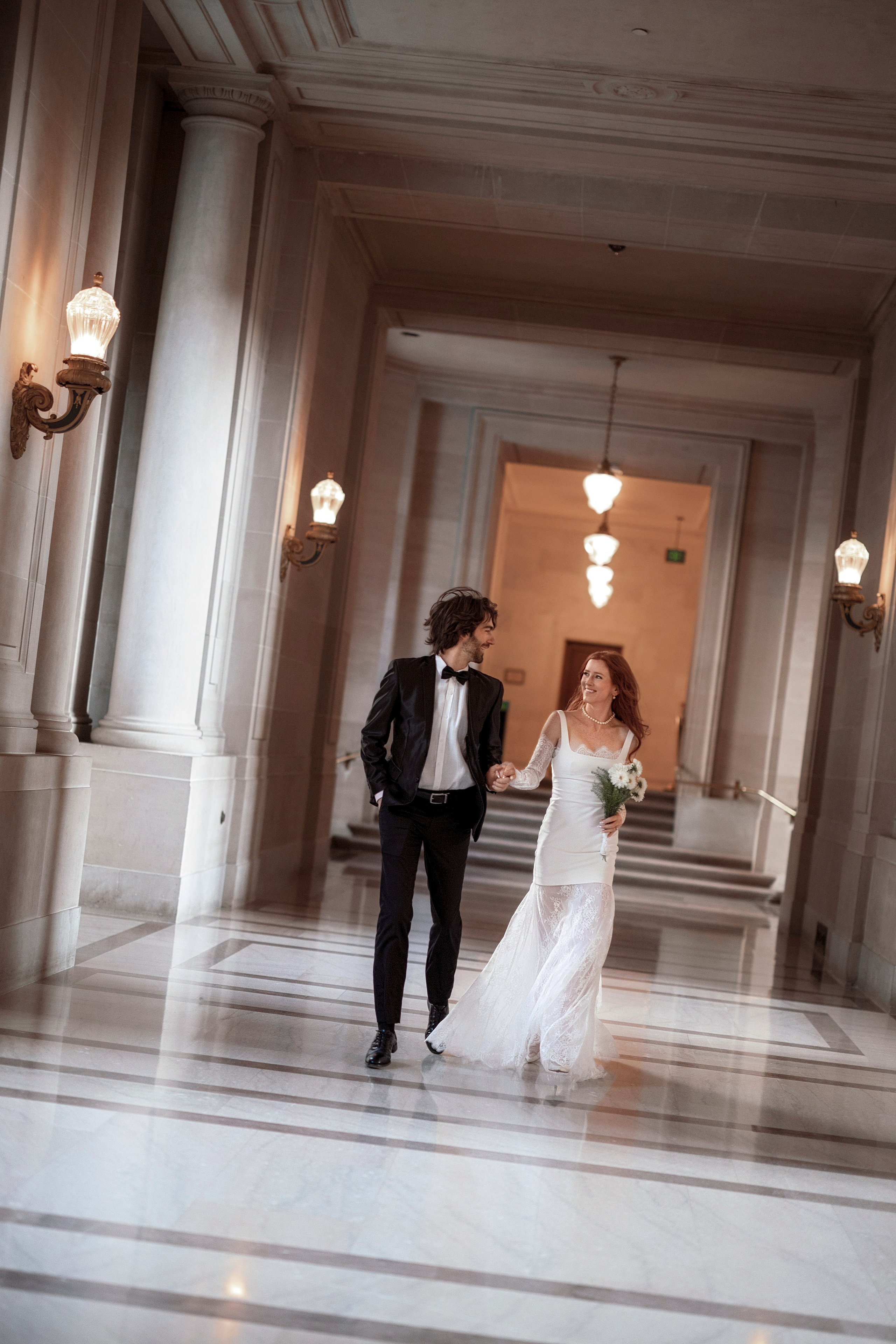 San Francisco City hall. Bay Area Photographer: family, maternity, love story, wedding