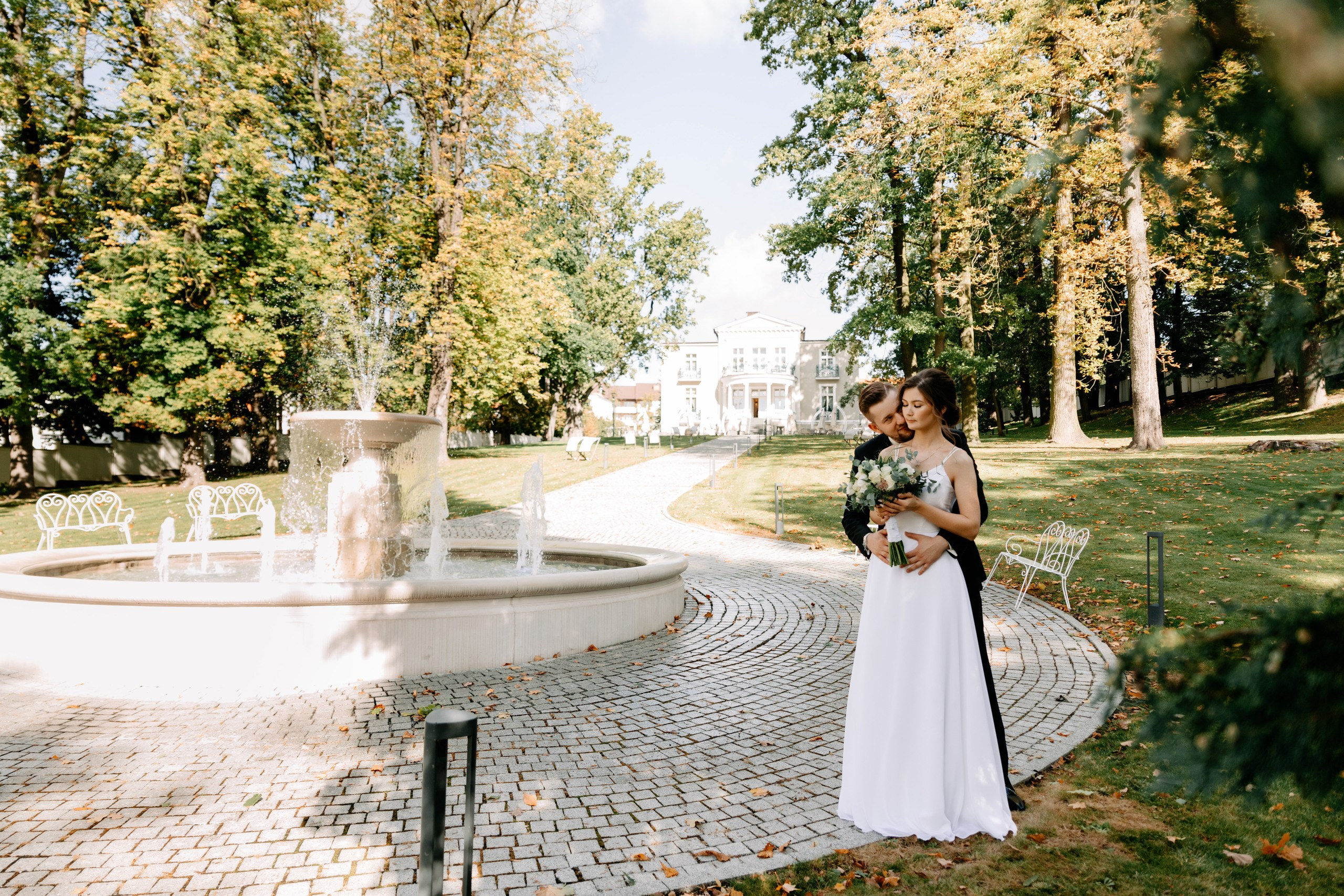 Inessa ♡ Michał. Fotograf Ślubny Warszawa - Sesje Biznesowe Rodzinne Eventy