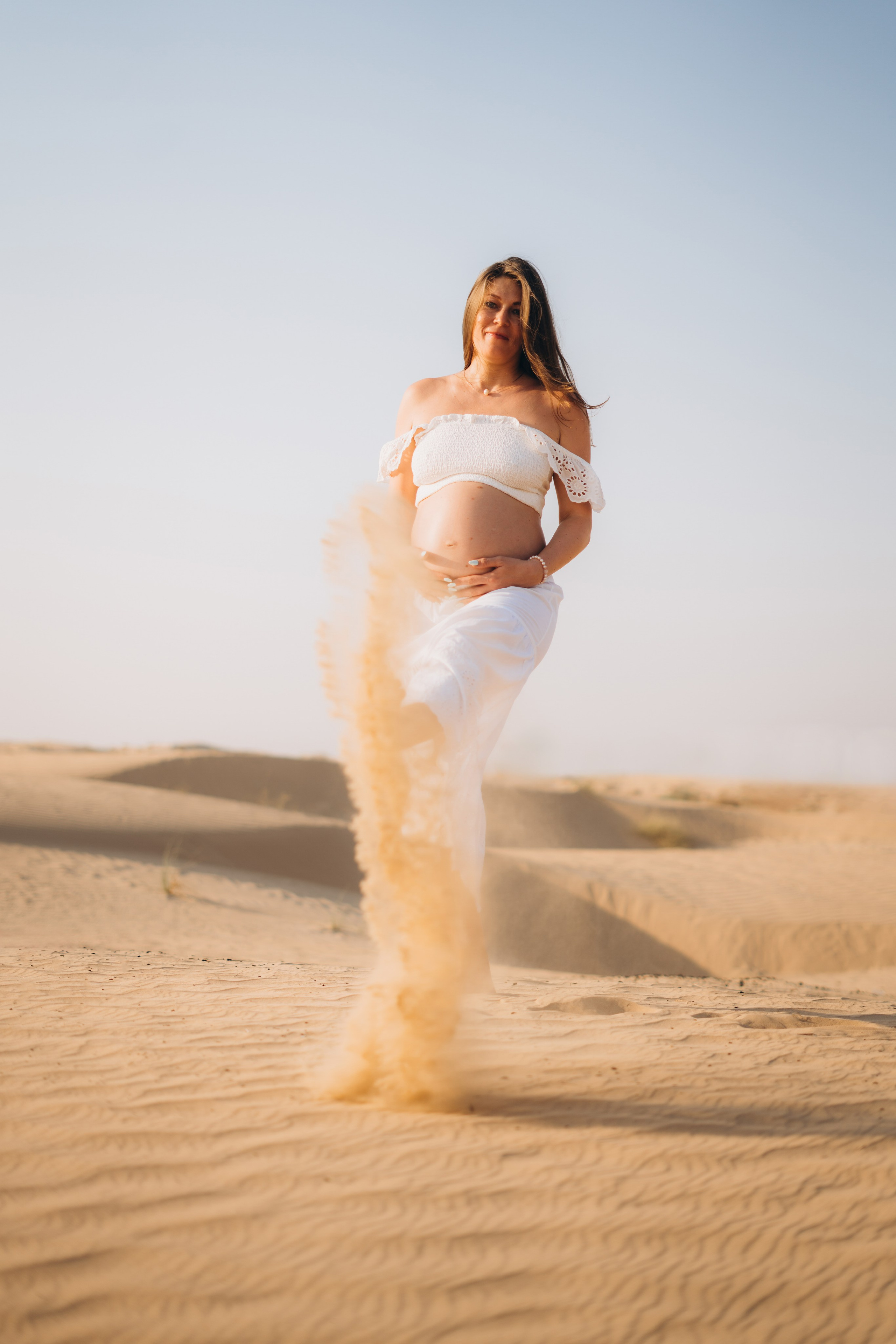 Golden Sands, glowing life. Angela Iakovleva — Family Photographer in Dubai