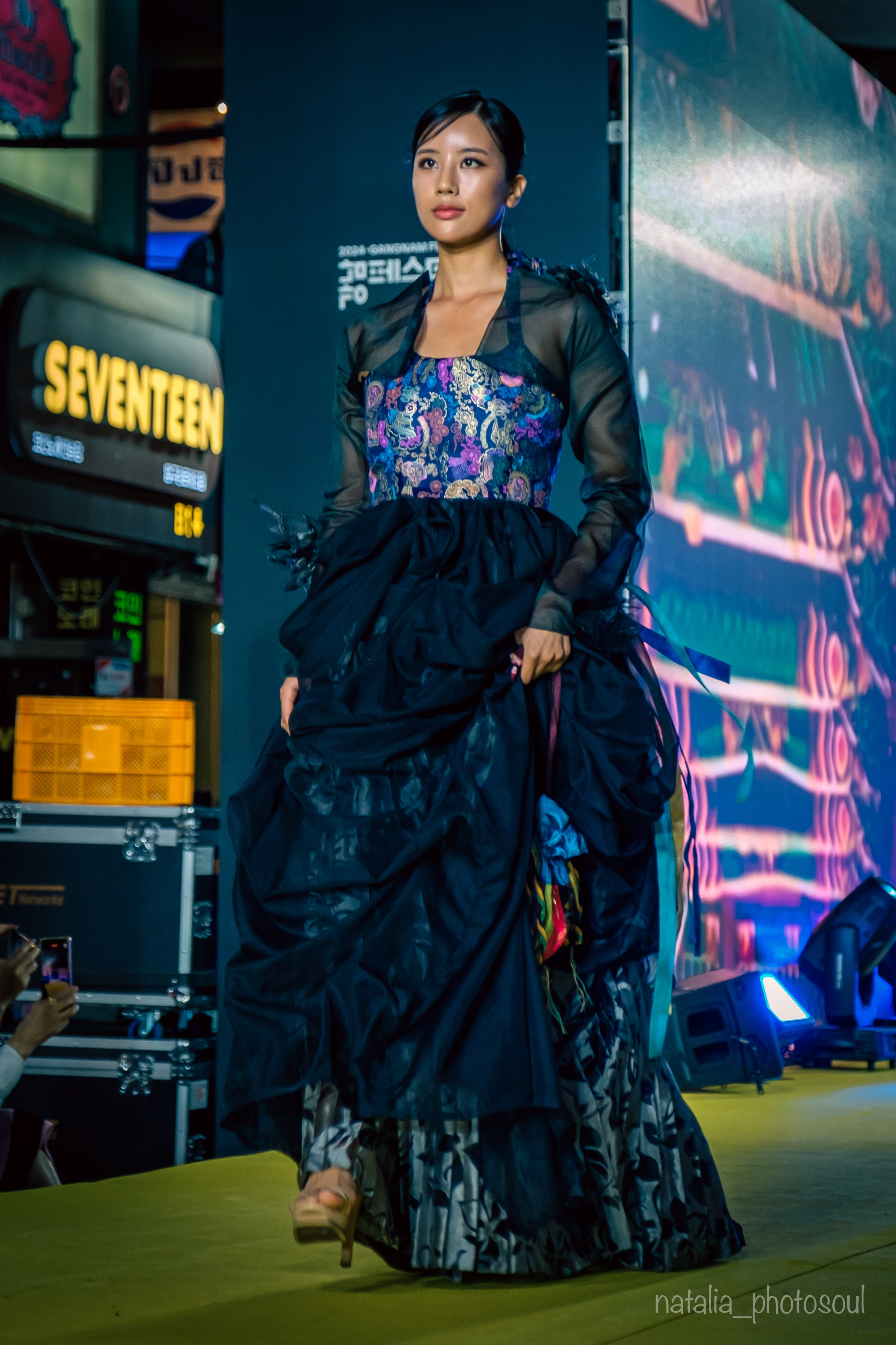 KOREAN TRADITIONAL COSTUME. Photographer in Seoul Dobrokvashina Natalya