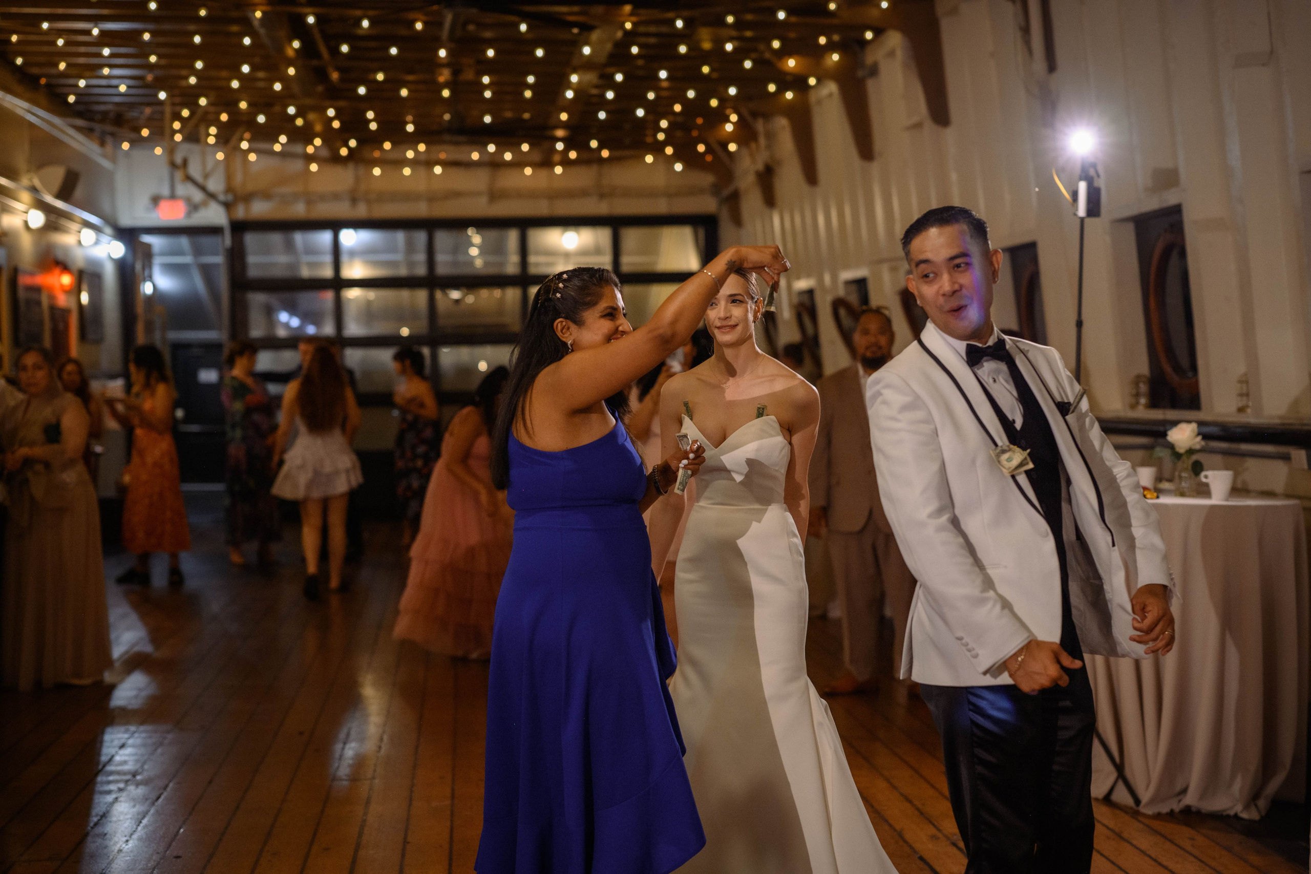 Kevin & Katie. Wedding & portrait photography in the Seattle Area. Helen Michelle photographer