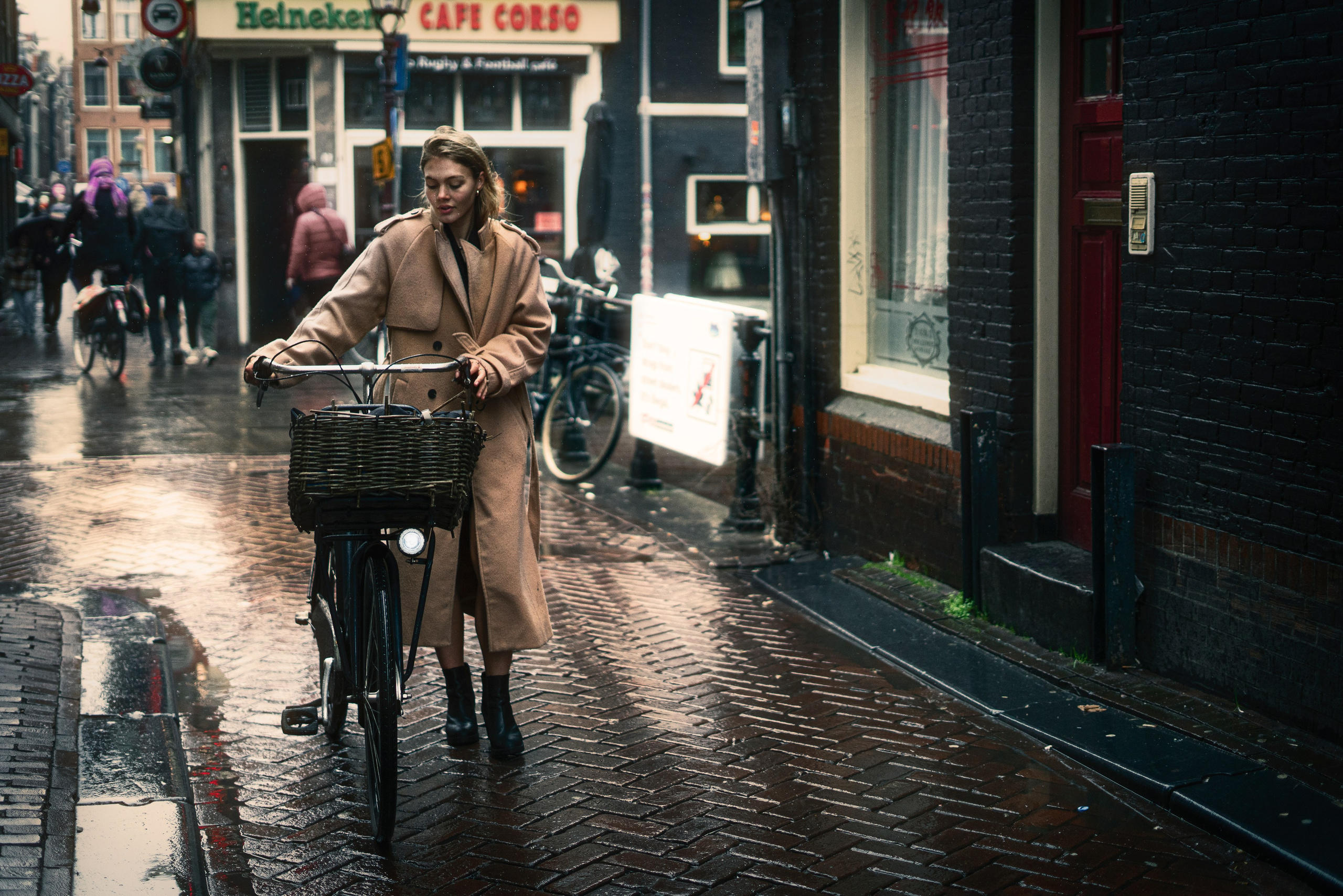 PORTFOLIO. Behnam Khorramshahi, a portrait and fashion photographer in Cologne, Germany