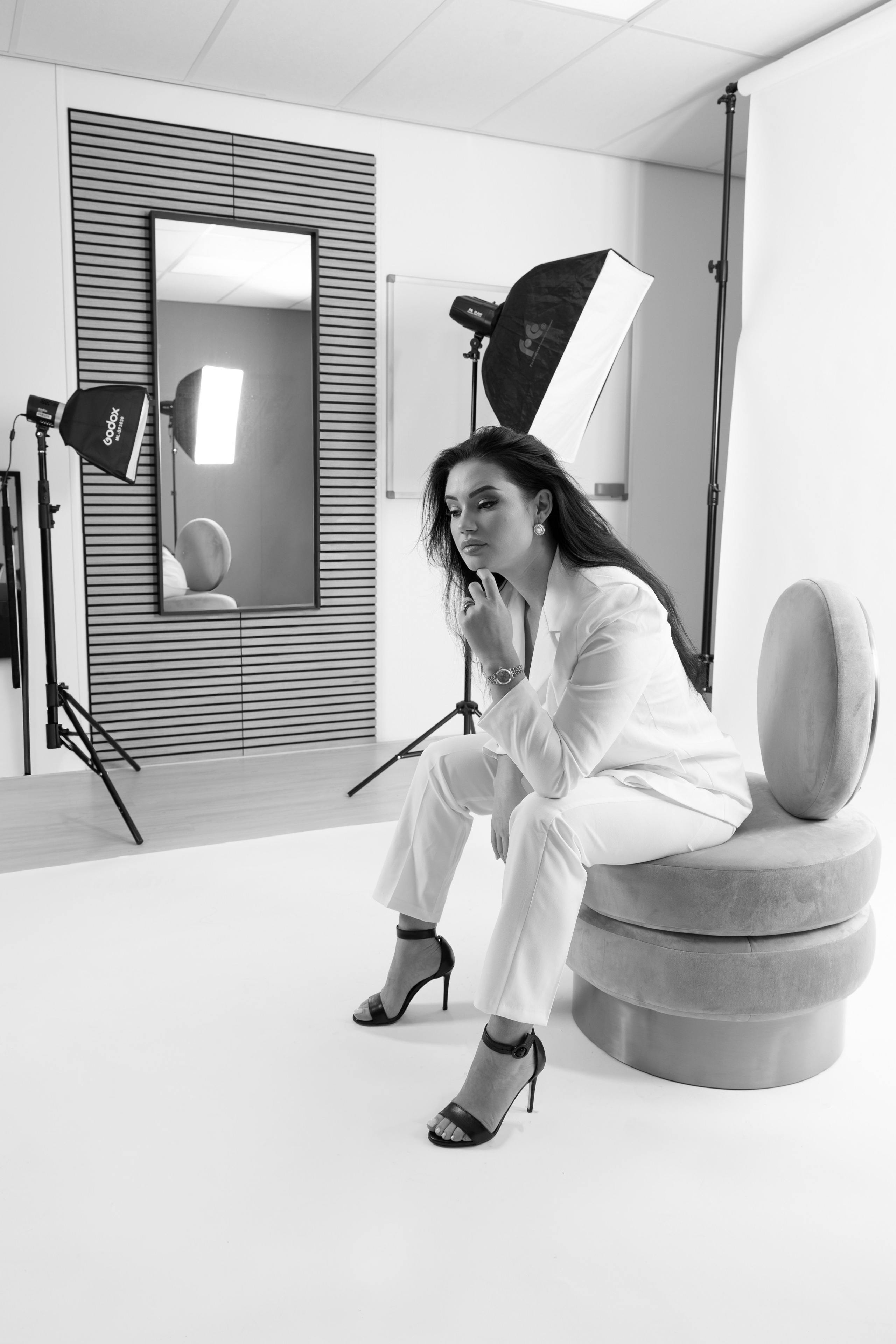 Mona. Portrait and Family Photographer in Netherlands