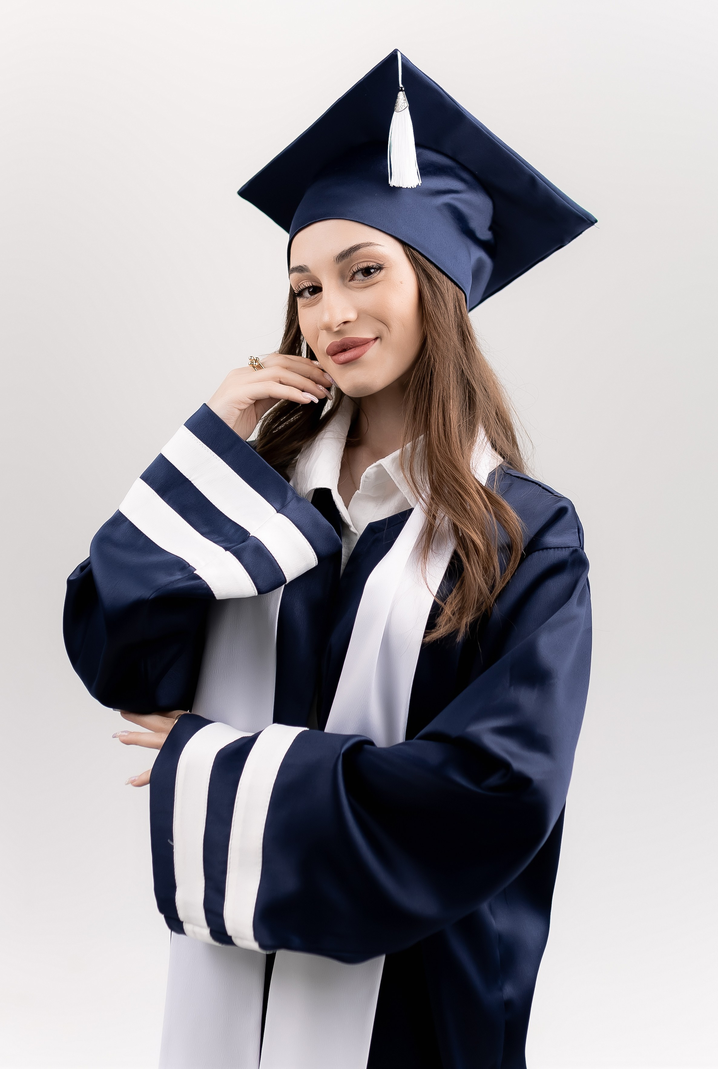 Premium mezun xalati, qara mezun geyimi, ag mezun libasi, qirmizi sarfli mezun paltari, mezun aksesuarlar, mezun papaqlari, mezun lentleri, mezun hediyyeleri, mezun fotosessiya geyimleri, mezun cekilisi ucun geyimler, mezun tedbirleri ucun aksesuarlar, mezun geyimlerinin icare ve satisi, premium mezun libaslari, mezun geyimleri online sifaris, mezun geyimleri Bakida, mezun geyimleri qiymetleri, mezun geyimleri modelleri, Mezun cekilisi, mezun fotosessiyasi, mezun cekilisi ucun geyimler, mezun mantiyasi cekilisi, mezun fotosessiya ideyalari, mezun gunu fotosessiya, mezun xatireleri, mezun papaqlari ile fotosessiya, mezun lentleri ile cekilis, ferdi mezun fotosessiyasi, qrup mezun cekilisi, mezun fotosessiya mekani, mezun ucun ideal cekilis fonlari, mezun fotosessiya aksesuarlari, mezun albomu sekilleri, mezun cekilisi poza ideyalari, universitet mezun fotosessiyasi, kollektiv mezun fotosessiyasi, mezun xalatlari ile cekilis, mezun mantiyasi fotosessiyasi, mezun geyimleri ile professional cekilis, mezun tebrik fotosessiyasi, en yeni mezun cekilis trendləri, mezun fotosessiya xidmetleri, premium mezun cekilisi, mezun cekilisi ucun dekorlar, mezun fotosessiyasi aksesuarlar, mezun gunu en gozel fotolar, mezun cekilisi fotostudiya, bakida mezun fotosessiyasi, xaricde mezun cekilisi, mezun gunune ozel cekilis,Məzun mantiyaları, eksklüziv məzun geyimləri, ağ və qara məzun libasları, məzun üçün xüsusi şarf modelləri, məzun papağı və aksesuarları, fərdi dizayn məzun geyimləri, məzun tədbiri üçün ən yaxşı seçimlər, məzun fotosessiyası üçün ideal libaslar, məzun mərasimi geyimləri, keyfiyyətli məzun mantiyası, rahat və şık məzun geyimləri, məzun üçün lent və tac modelləri, məzun simvolik medalları, icarəyə verilən məzun libasları, məzun geyimlərinin sərfəli qiymətləri, onlayn məzun geyimi sifarişi, məzun paltarı mağazası, dəbli məzun geyimləri, premium məzun mantiyalarının satışı, universitet məzunları üçün mantiyalar, kollektiv məzun geyimləri, məktəb məzunları üçün geyimlər, diplom mərasimi üçün geyimlər, fərqli rəngdə məzun libasları, ən yeni məzun geyimləri, rahat və premium məzun geyimi seçimləri, Bakıda məzun geyimi mağazası, məzun üçün ən yaxşı libaslar, məzun dünyası, mezun dunyasi, mezun geyimleri