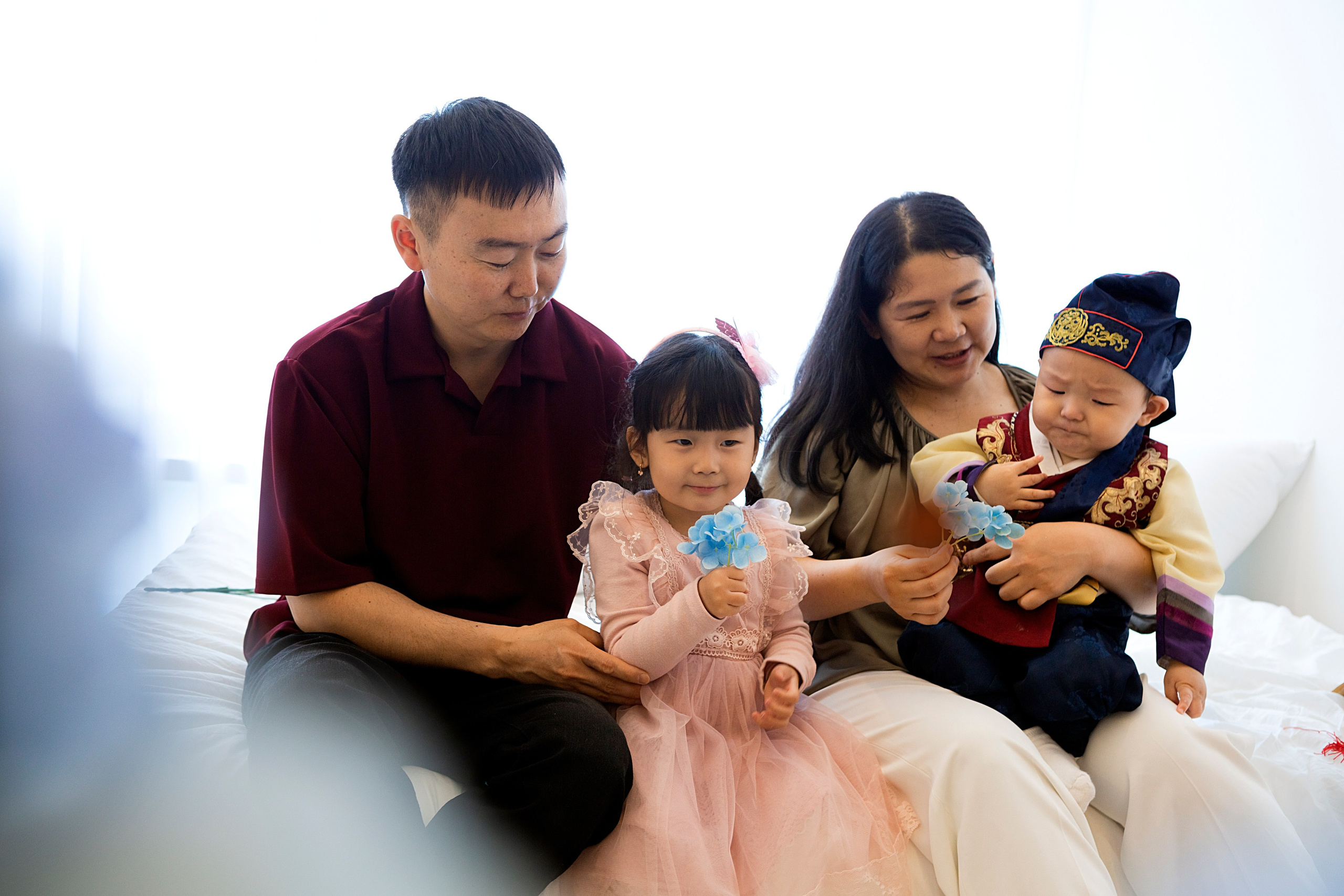 Артём в студии. Фотограф беременности, ньюборн и годовасиков в Корее Жанна Хан