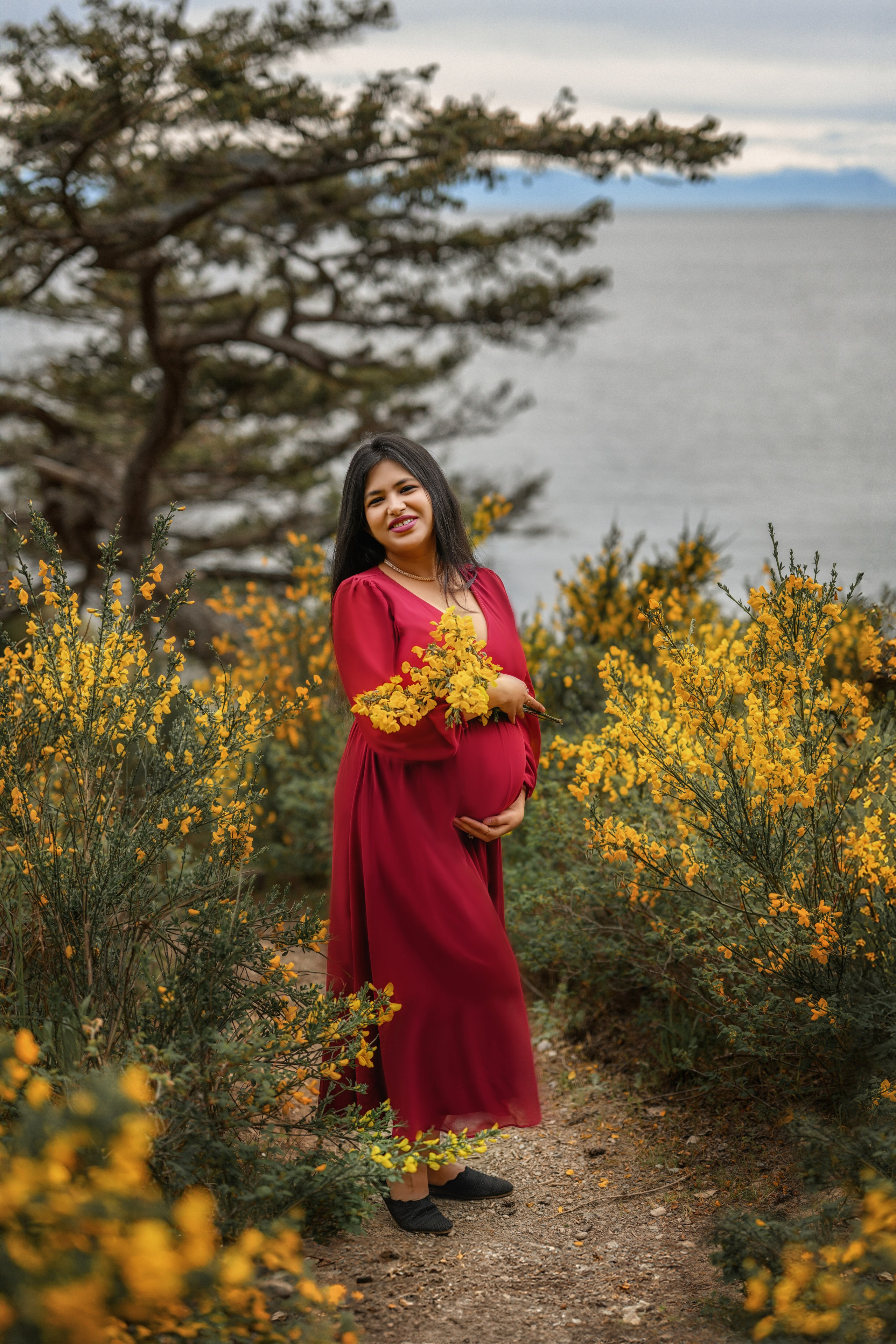 Azra & Akil. Wedding & family photography in Seattle area. Helen Michelle photographer