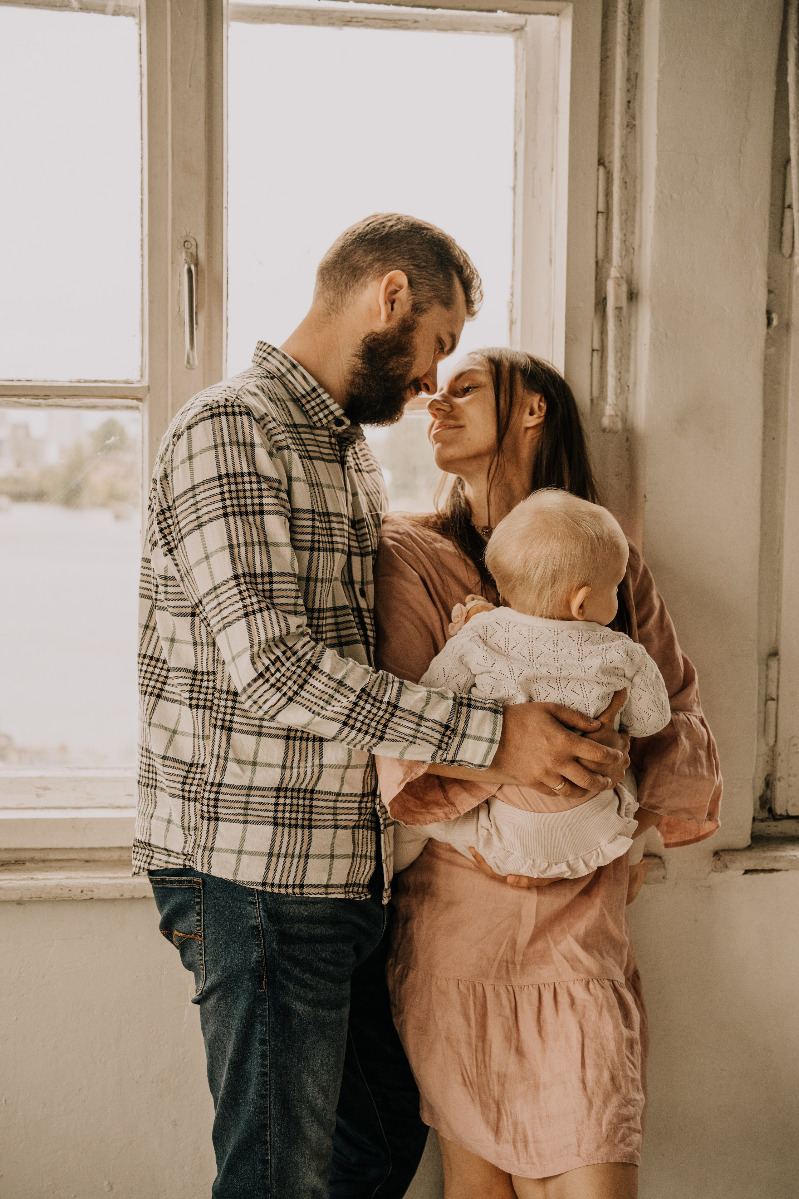 Kontakt. Fotograf Gdańsk - Malwina Beszczyńska | Sesje ciążowe - brzuszkowe