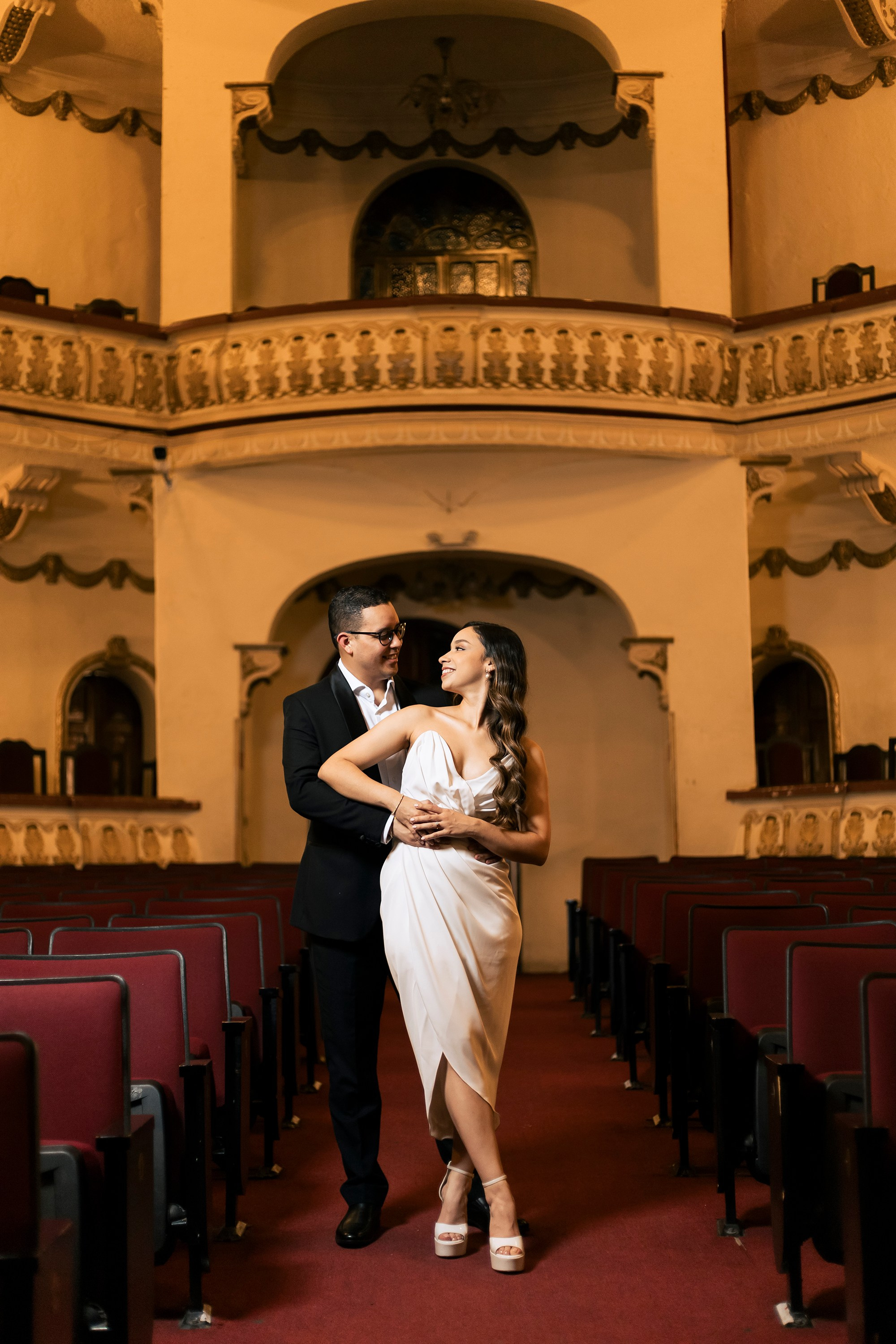 Meybell & Bryan Prewedding. Fotógrafo en Honduras