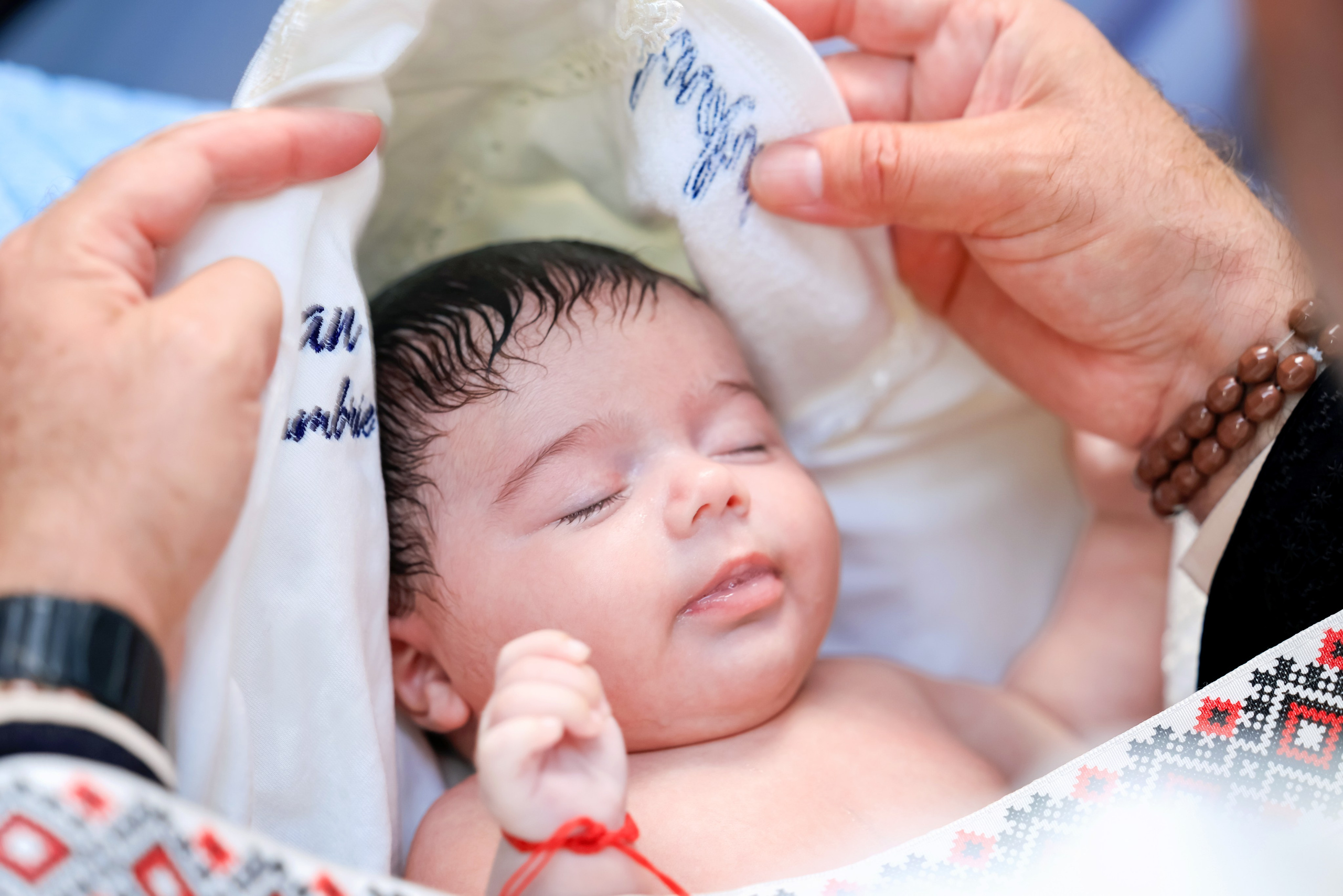 Andrei Sebastian. Moments By Gub