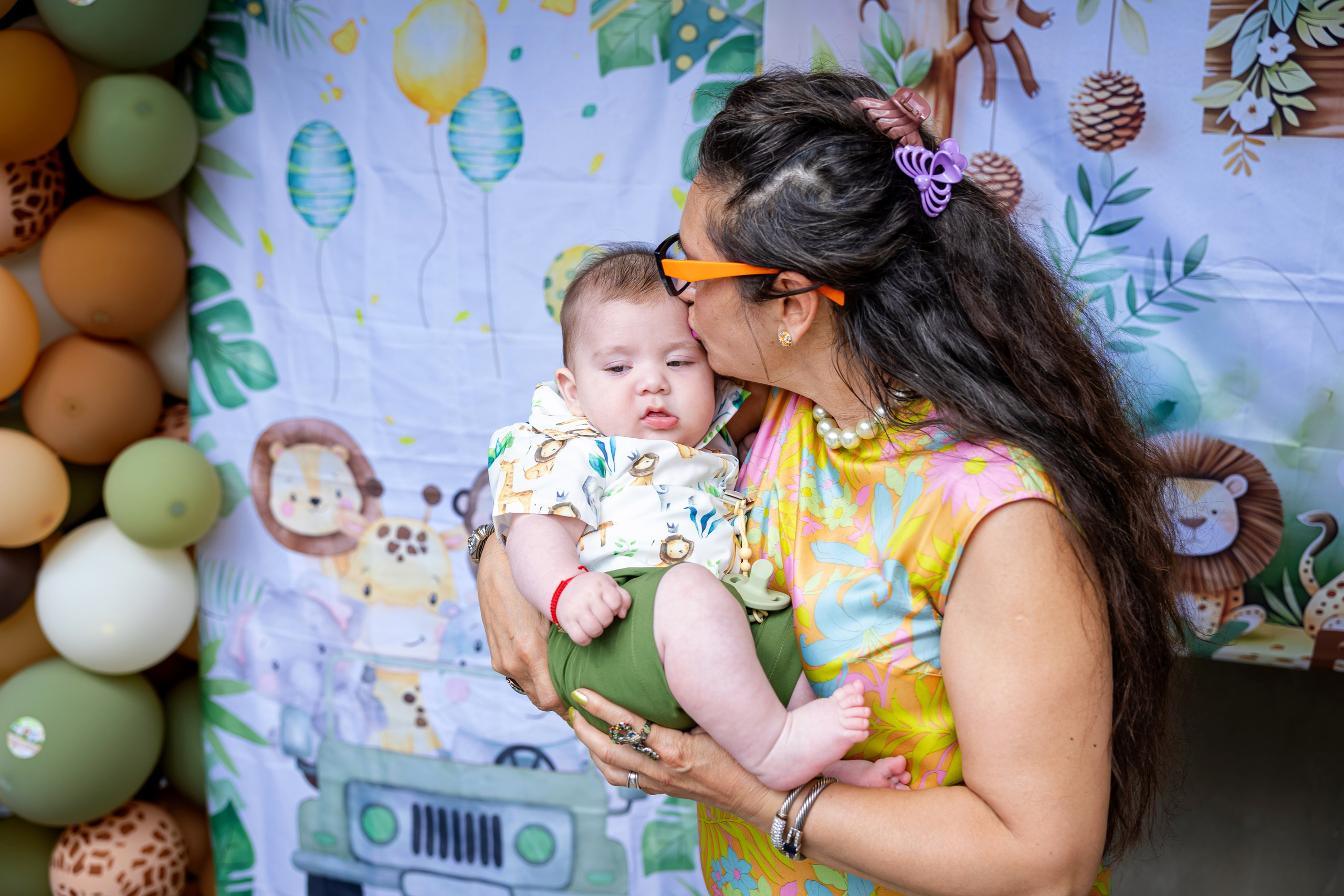 Andrei Damian. Moments By Gub