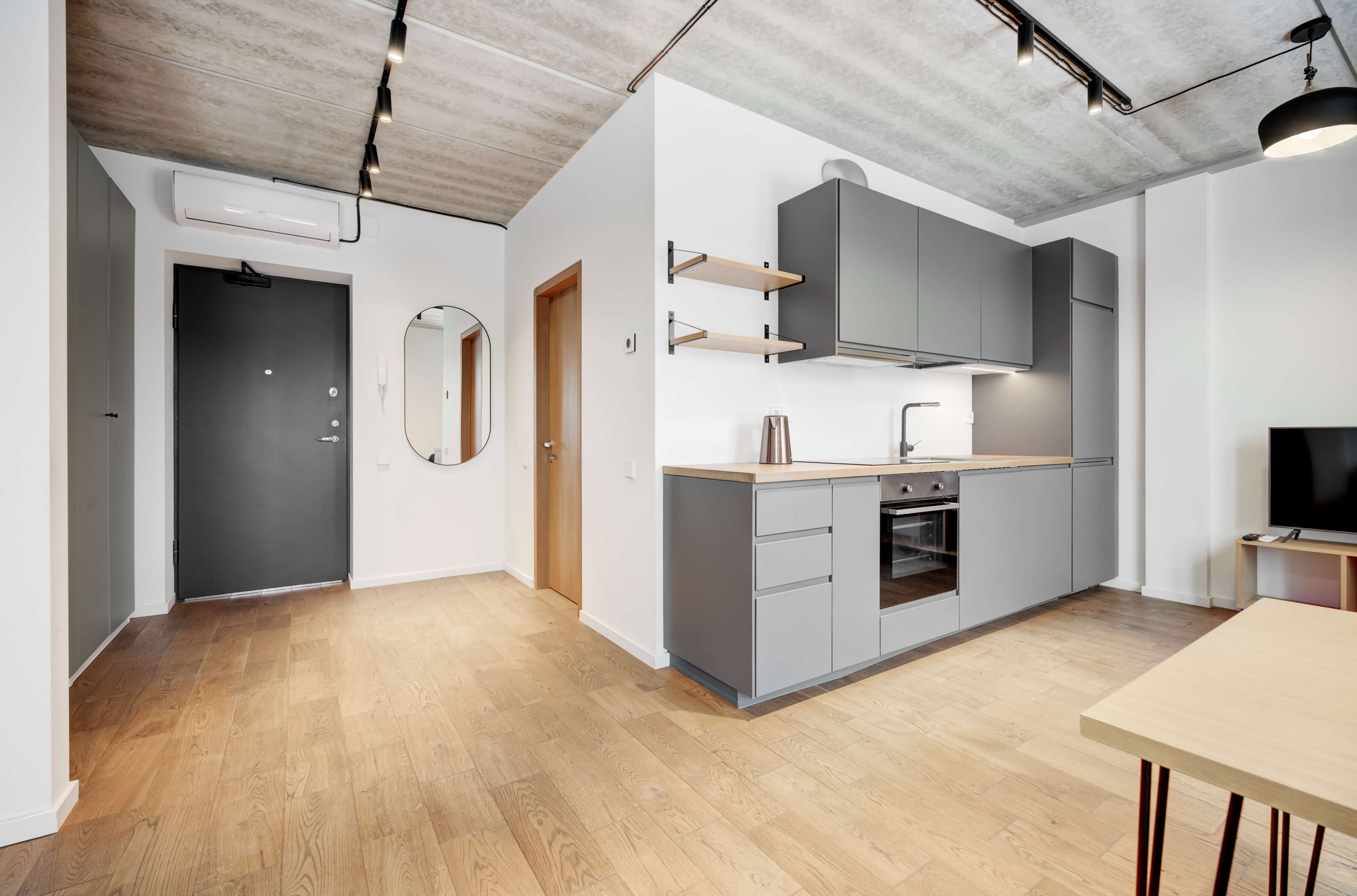 Ragugyklos 21a. Elina Sapiega fotografė Vilniuje