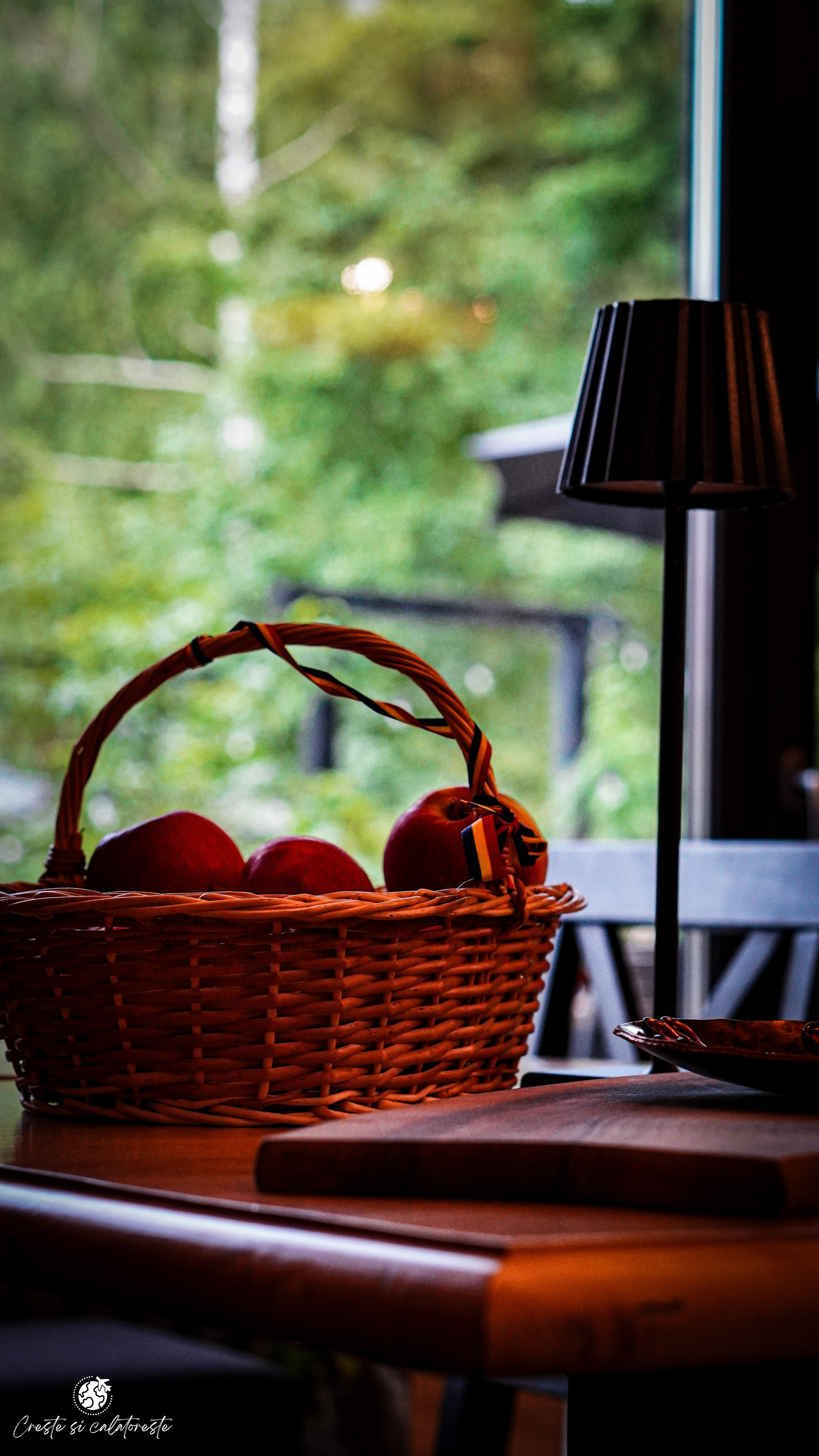 Bransilvania. Creste si calatoreste