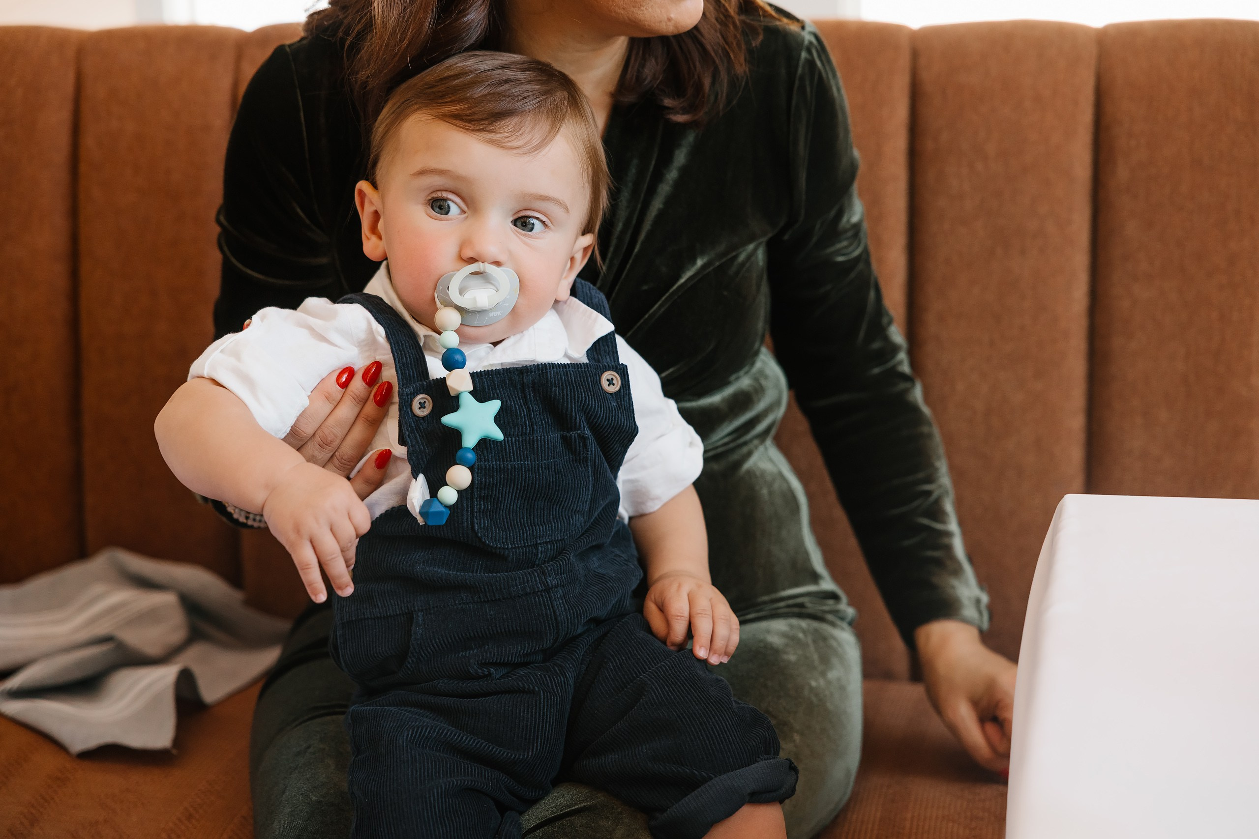 04.27.2025 Wedding. Wedding family event photographer in Chicago Nick Yushevich