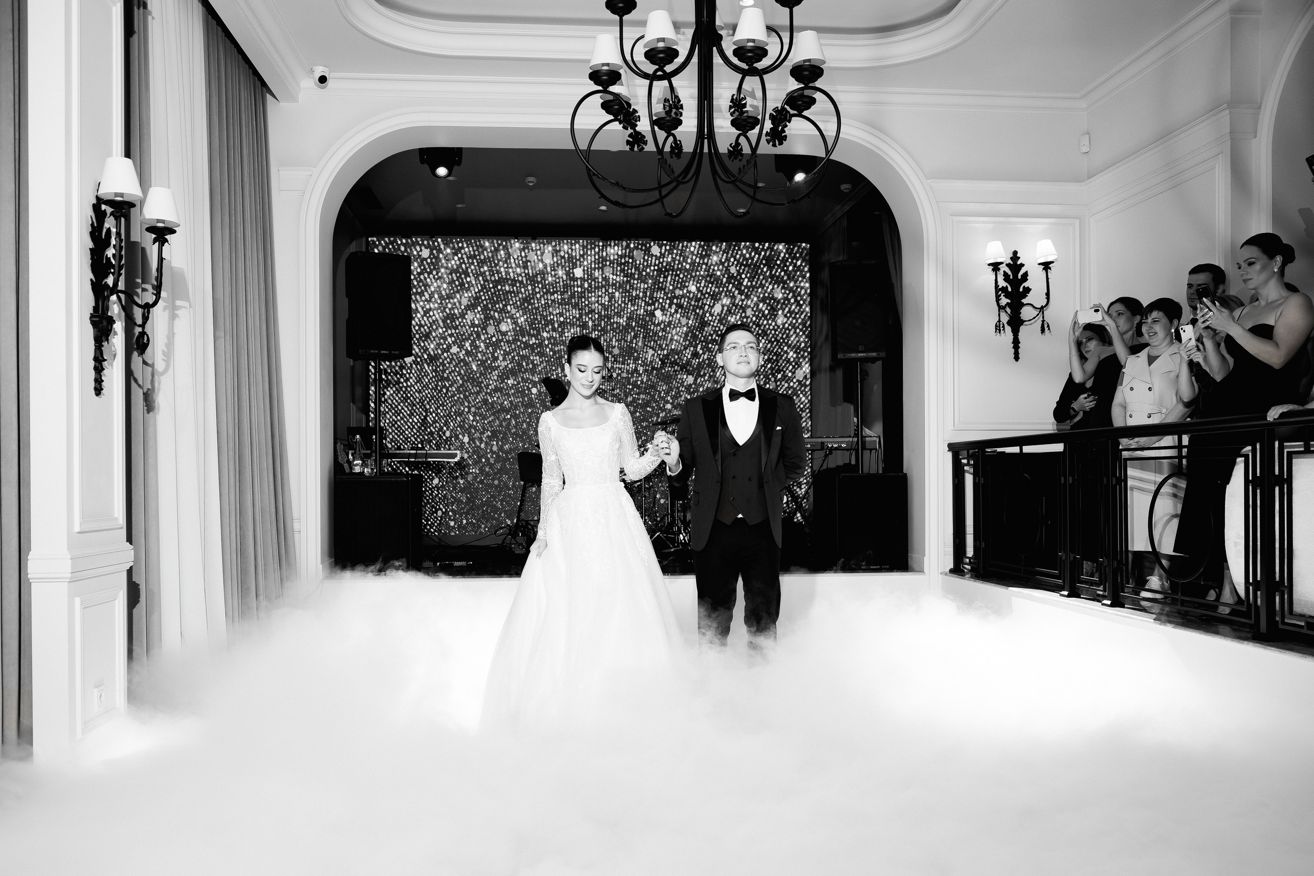 Serghei & Erica — Queen Residence. Servicii Foto și Video 067188353