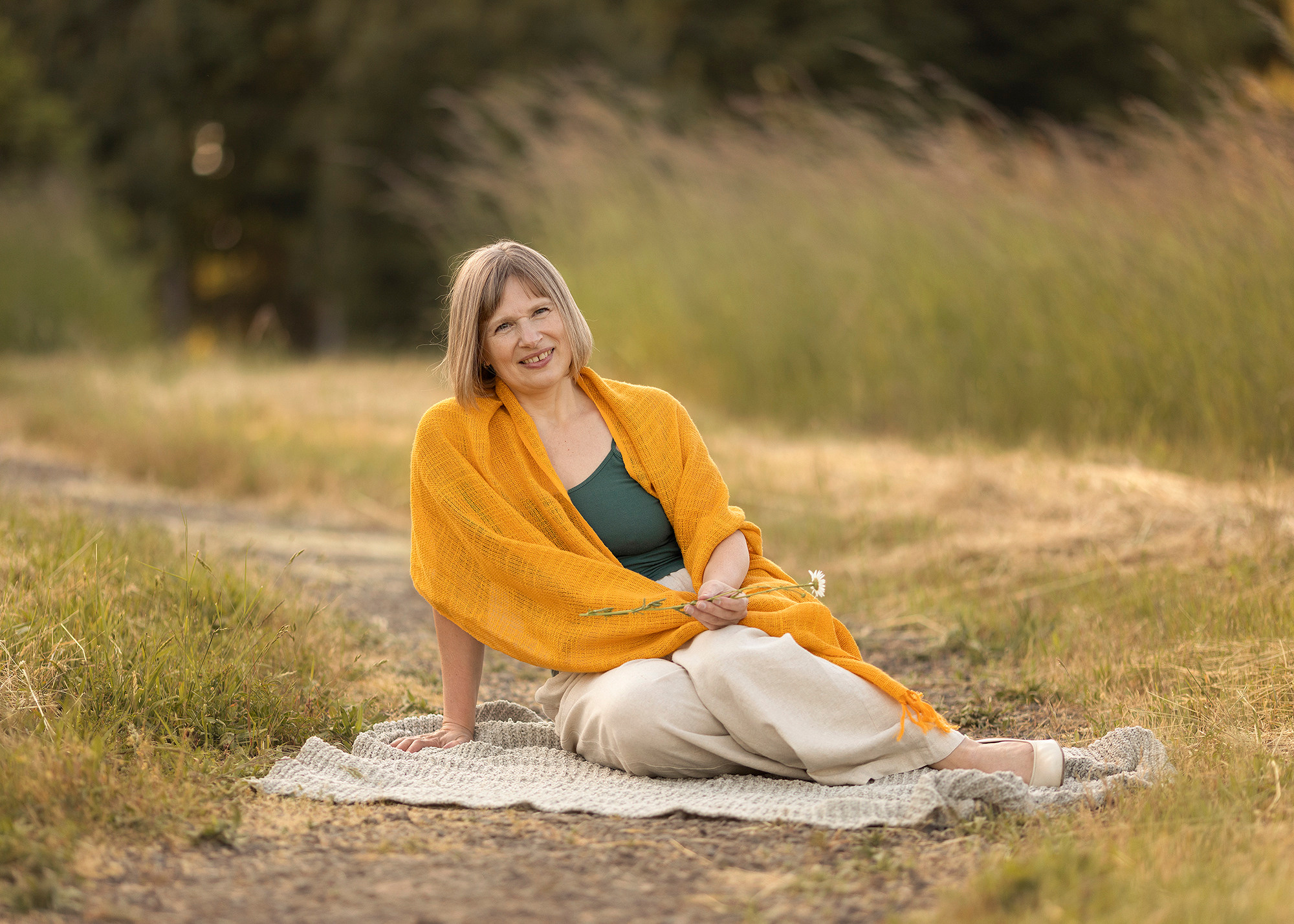 Women portrait photography. Elena Baldes, family photographer