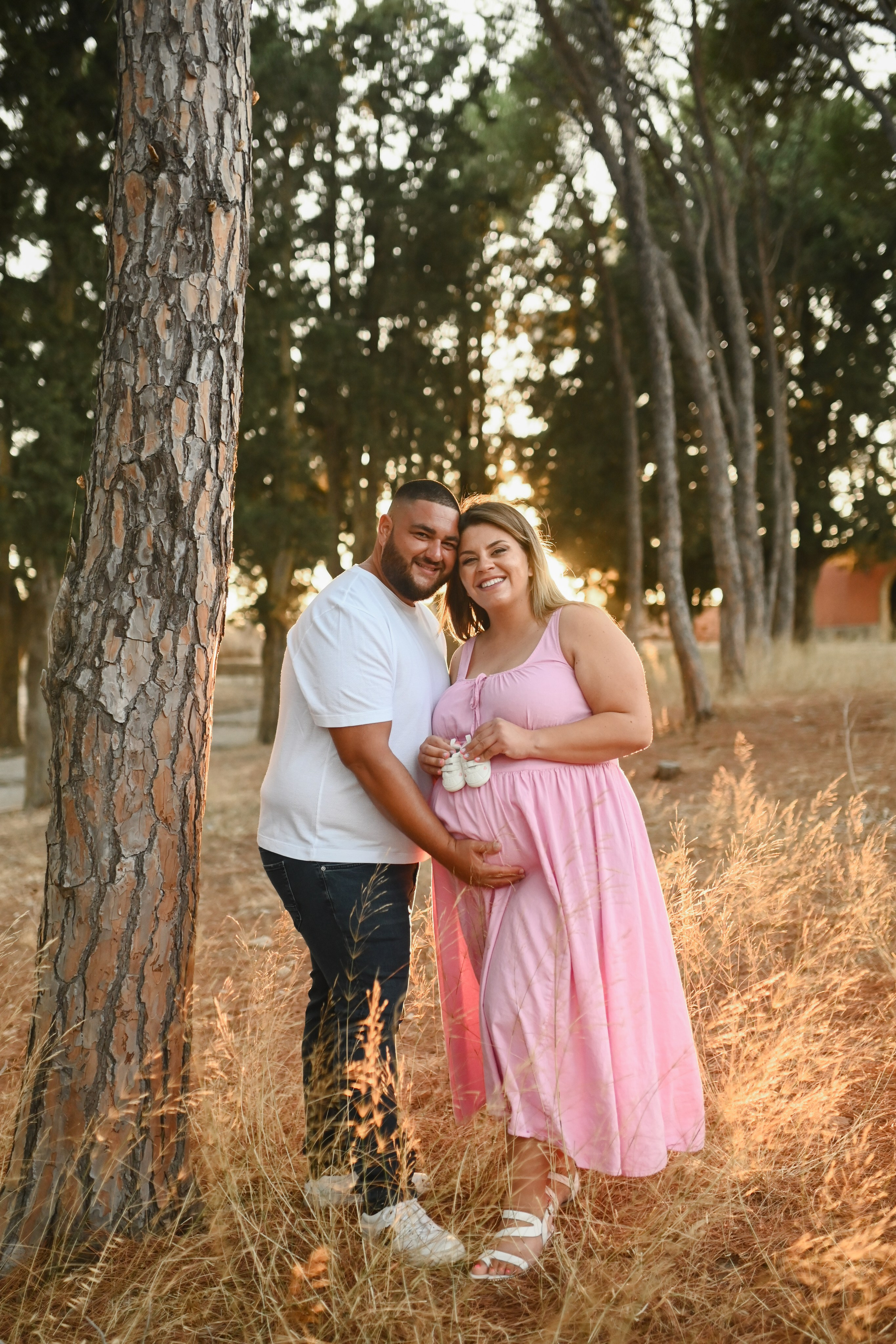 Φωτογράφιση εγκυμοσύνης στο Φιλέρημο Ρόδου – Μαγικές στιγμές μέσα στη φύση. WELCOME