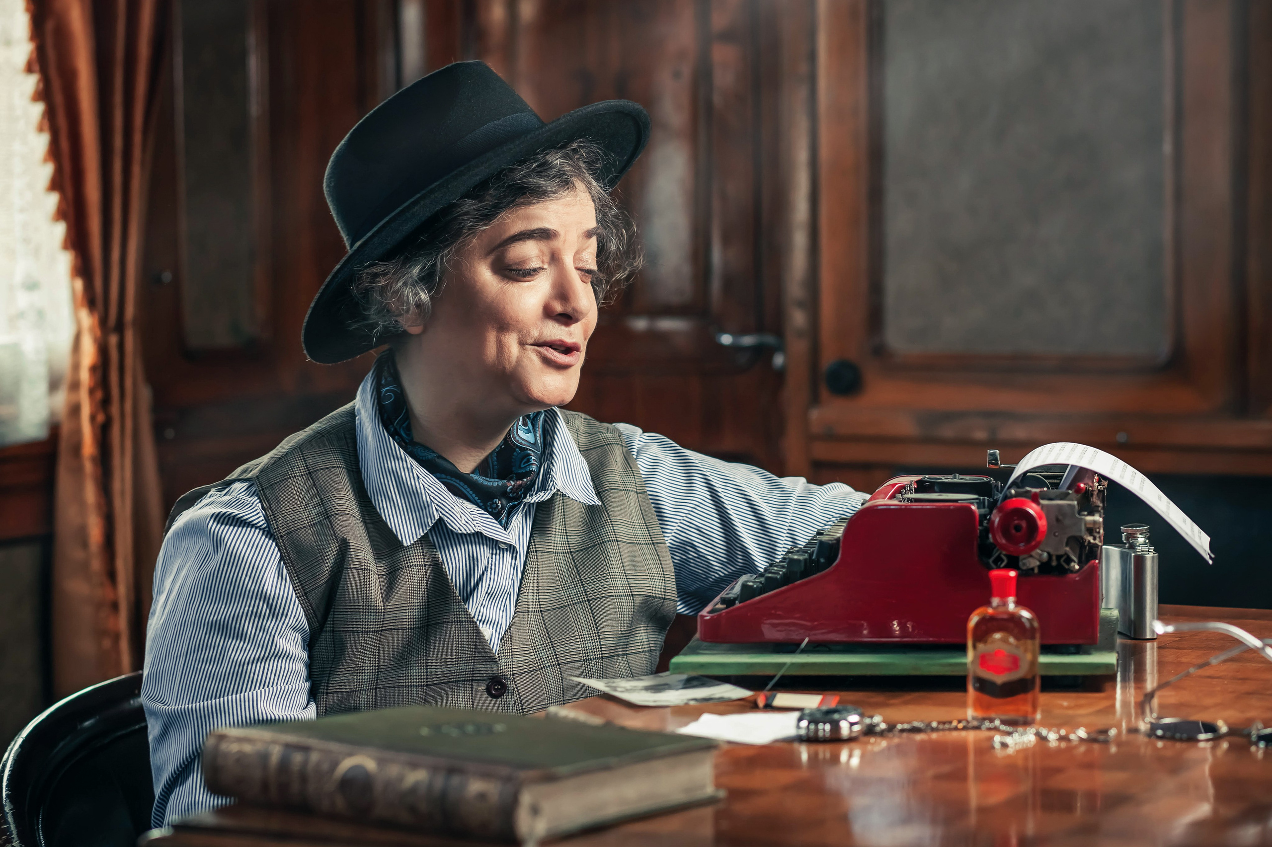 Creative. Photographer Anya Goldenberg. Works in Reading and surrounding areas