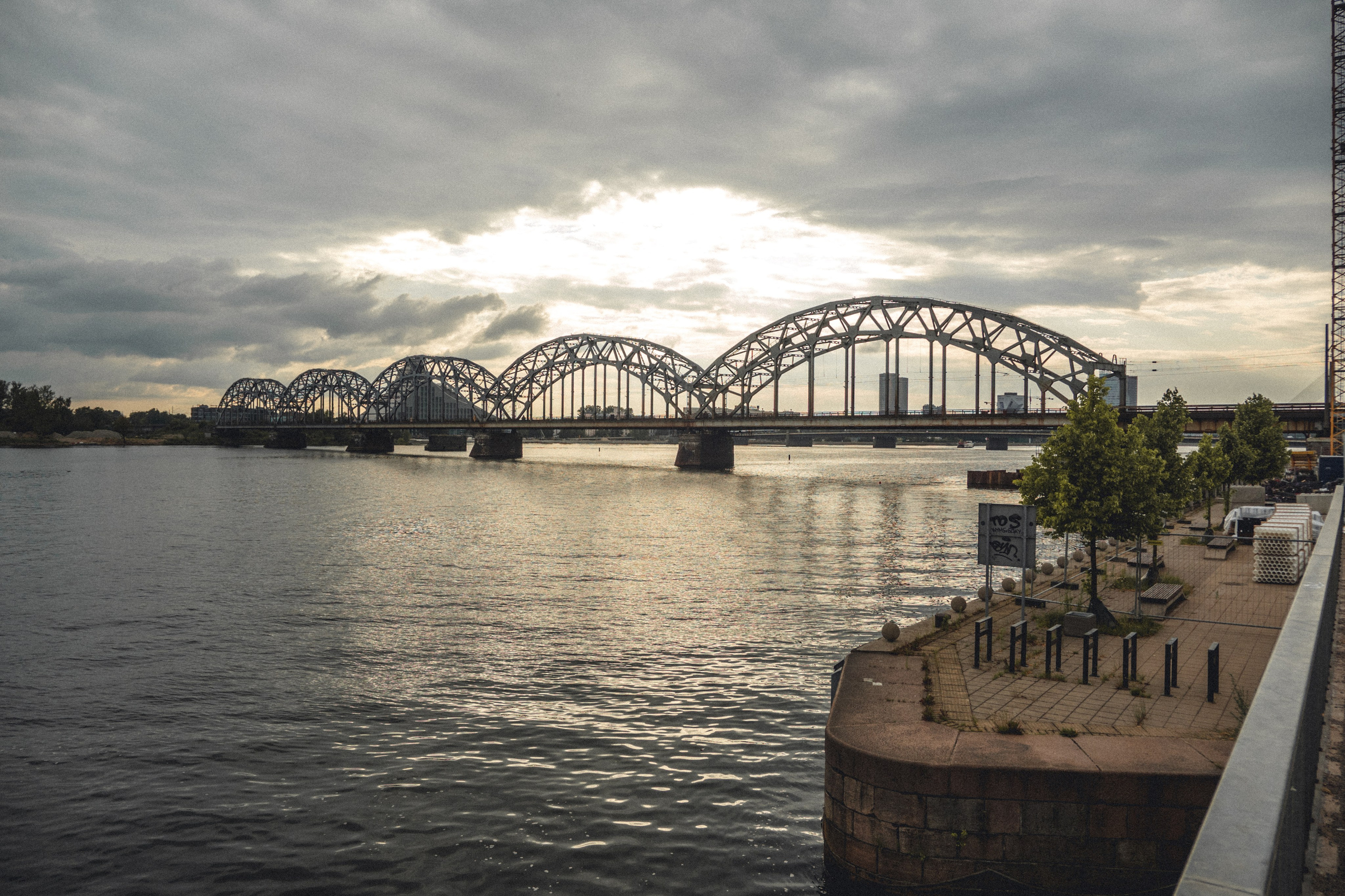 Voyage à Riga. Photographe sur Cote d’Azur. Portraits de familles, couples, enfants, événements