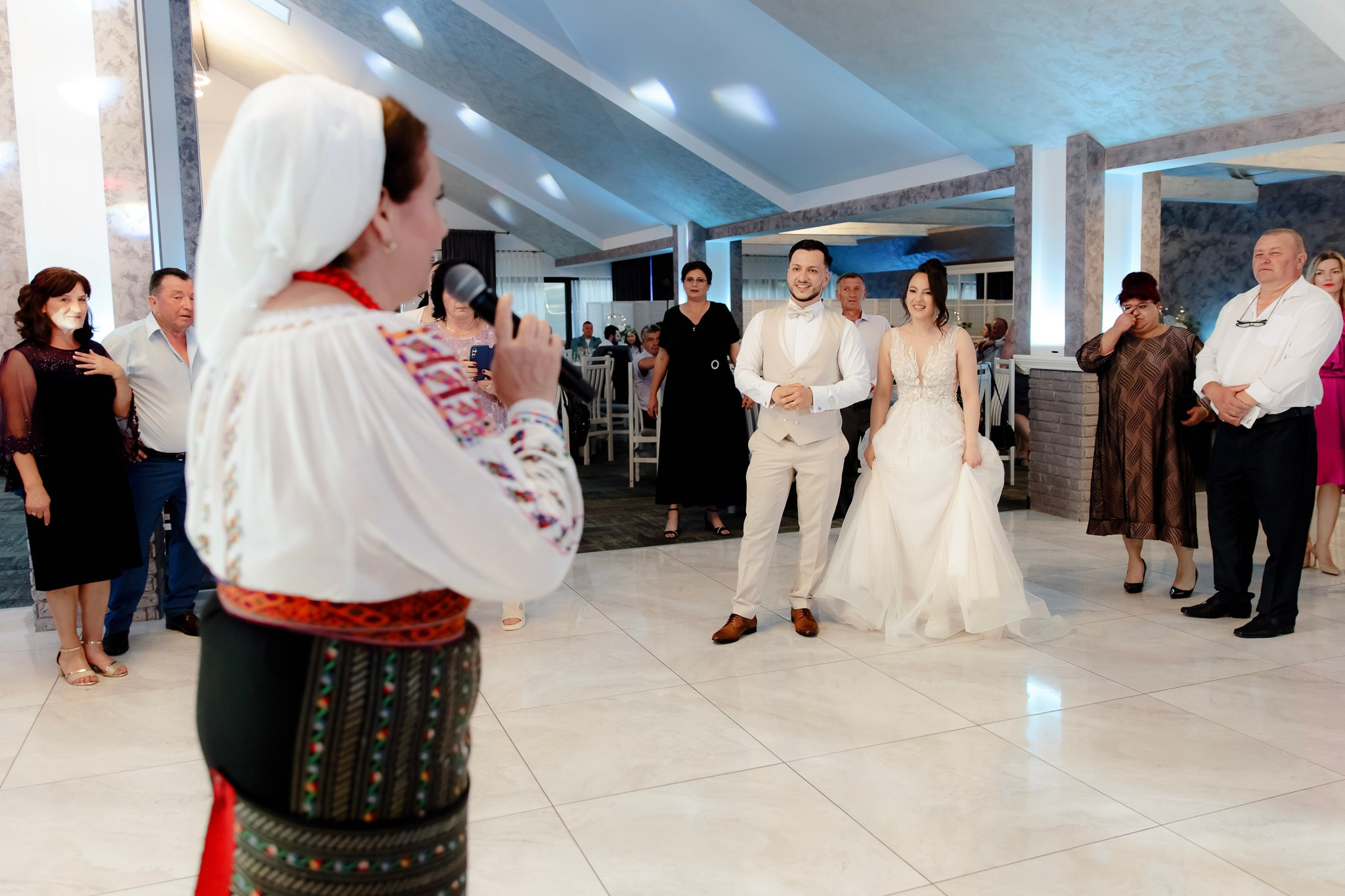 Ioana & Ionuț | Nuntă de poveste la Păstrăvăria Poiana din Mălini județul Suceava. Servicii foto-video profesionale, pentru momente de neuitat