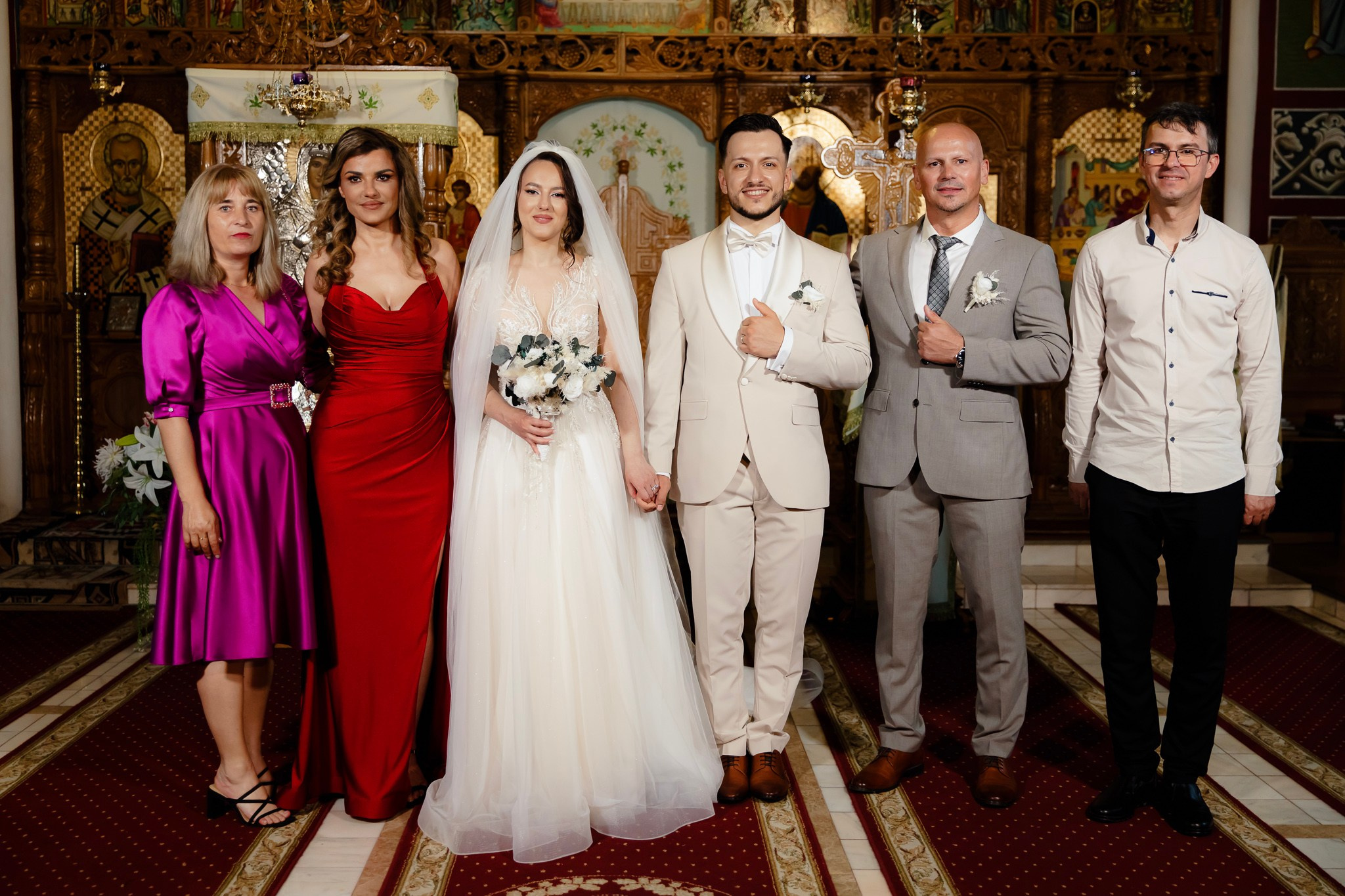 Ioana & Ionuț | Nuntă de poveste la Păstrăvăria Poiana din Mălini județul Suceava. Servicii foto-video profesionale, pentru momente de neuitat