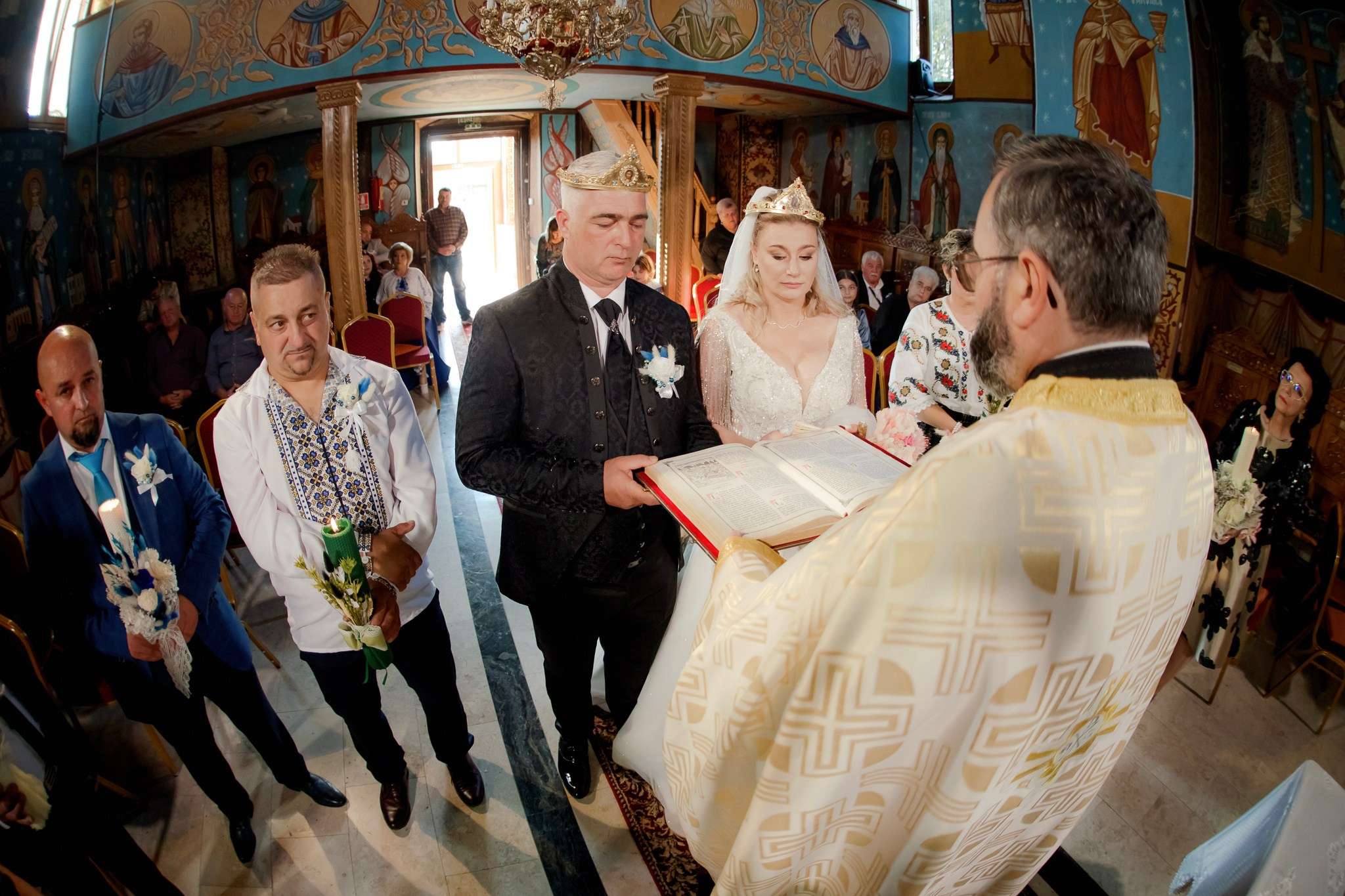 Mihai & Oana. Servicii foto-video profesionale, pentru momente de neuitat