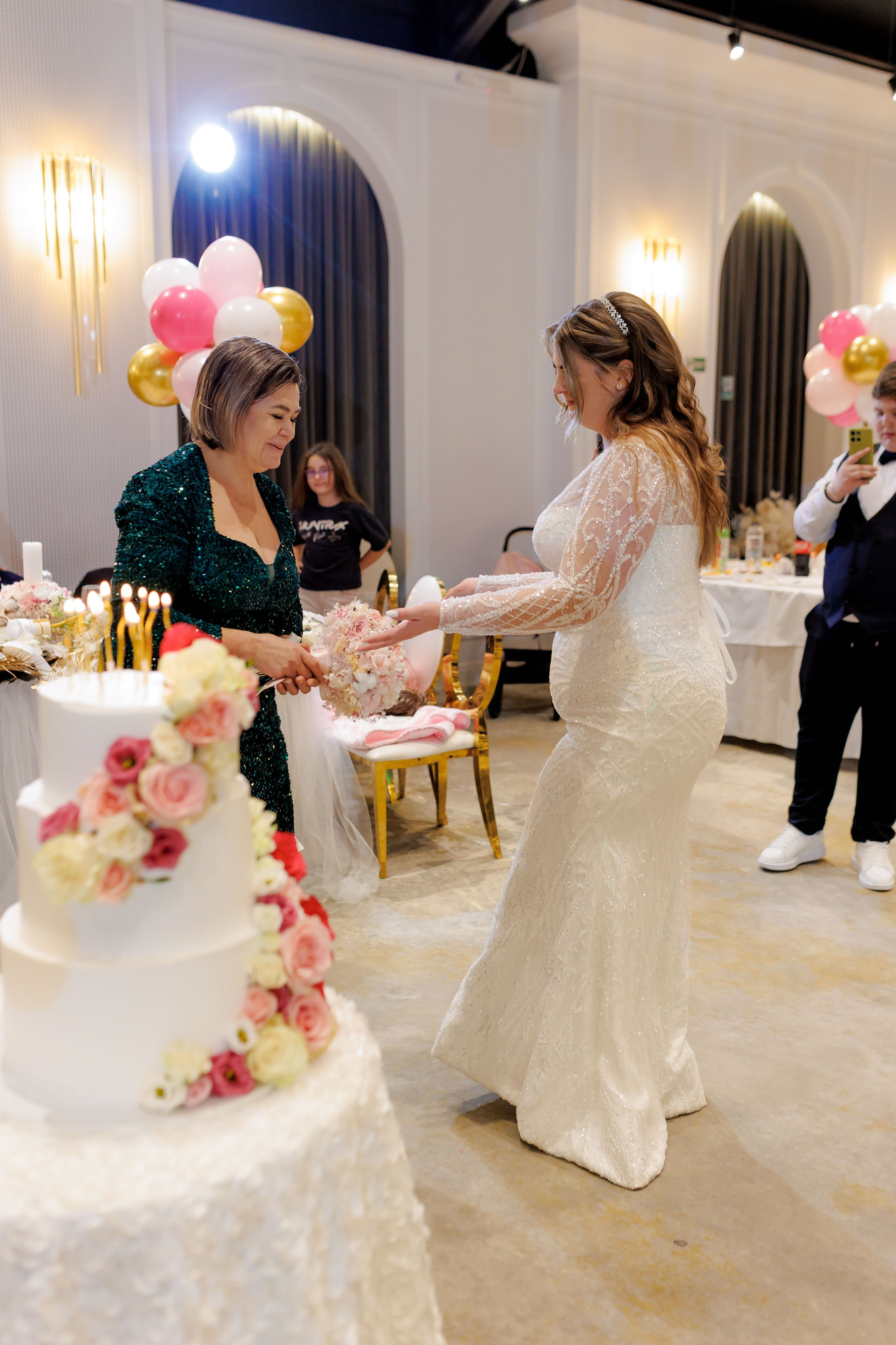 Povestea voastră, regizată de noi |Cristi Turculet Videograf Nuntă Suceava | wedding highlight. Servicii foto-video profesionale, pentru momente de neuitat