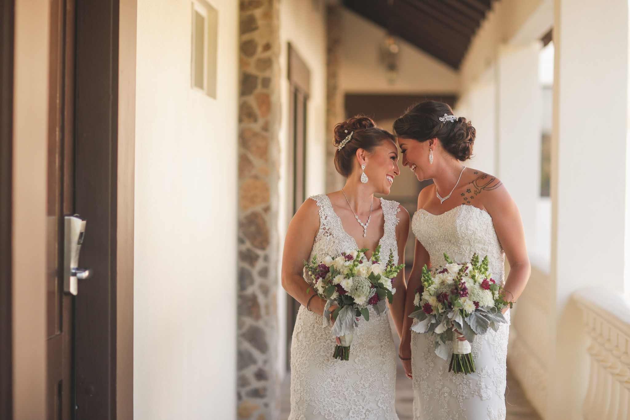 Two Brides Valle de Guadalupe Alicia y Viridiana. Estudio de fotografia en Tijuana