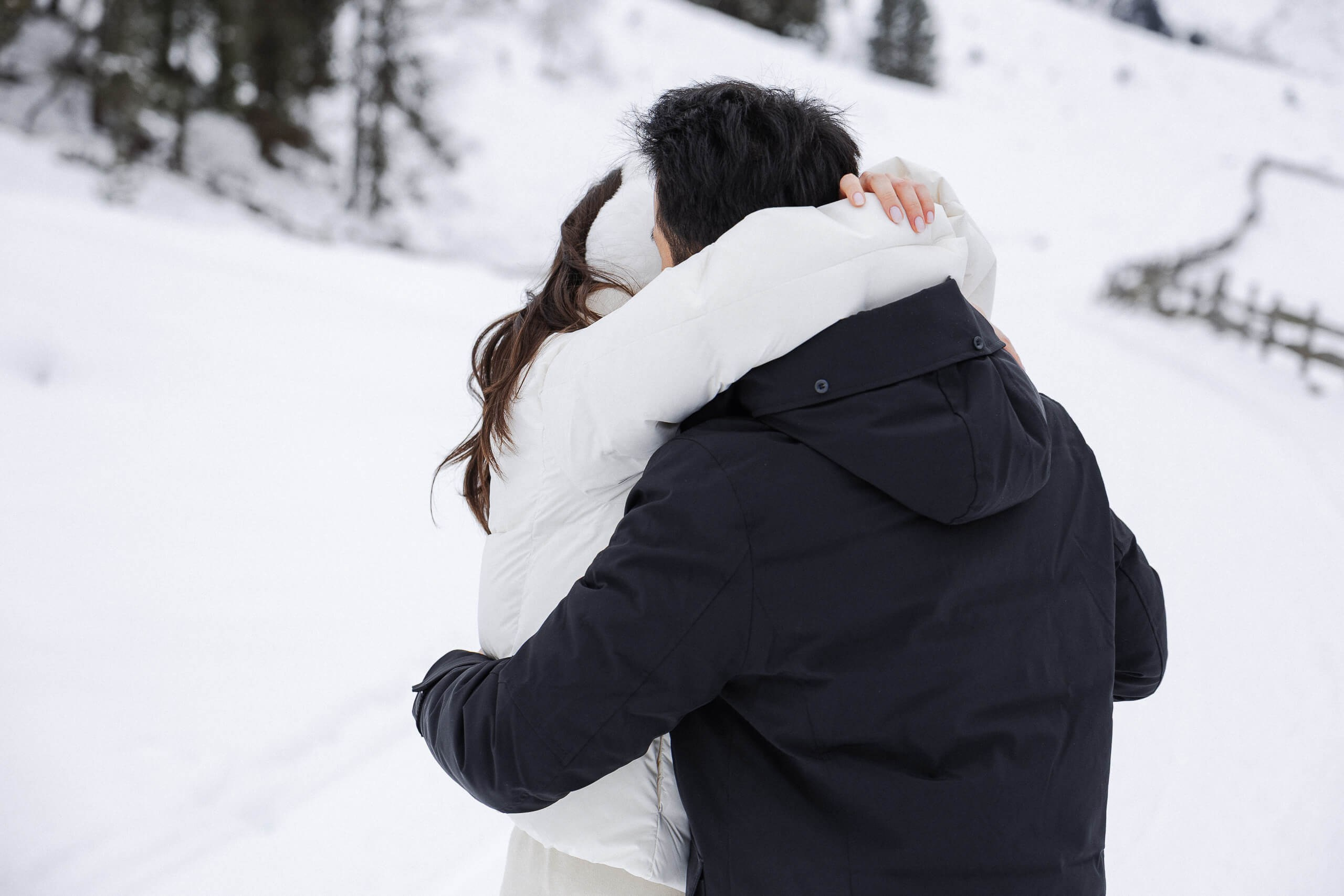 Love Story Sanzhar&Zhanel. 808Media – Professionelle Foto- und Videografie für Restaurants, Hotels, Events und Hochzeiten in Innsbruck und Tirol