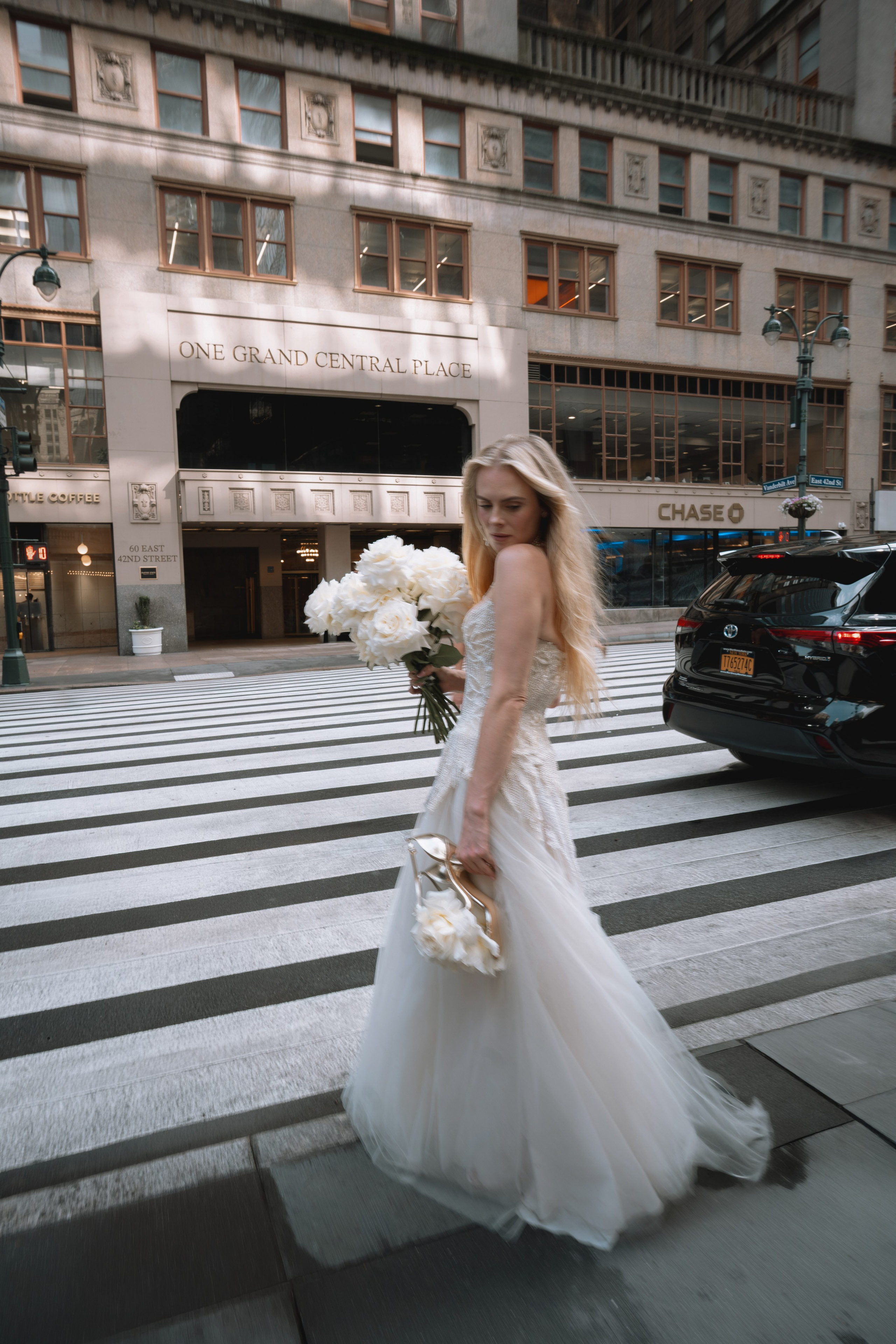 Anna as a bride. Portrait and wedding photographer in New York