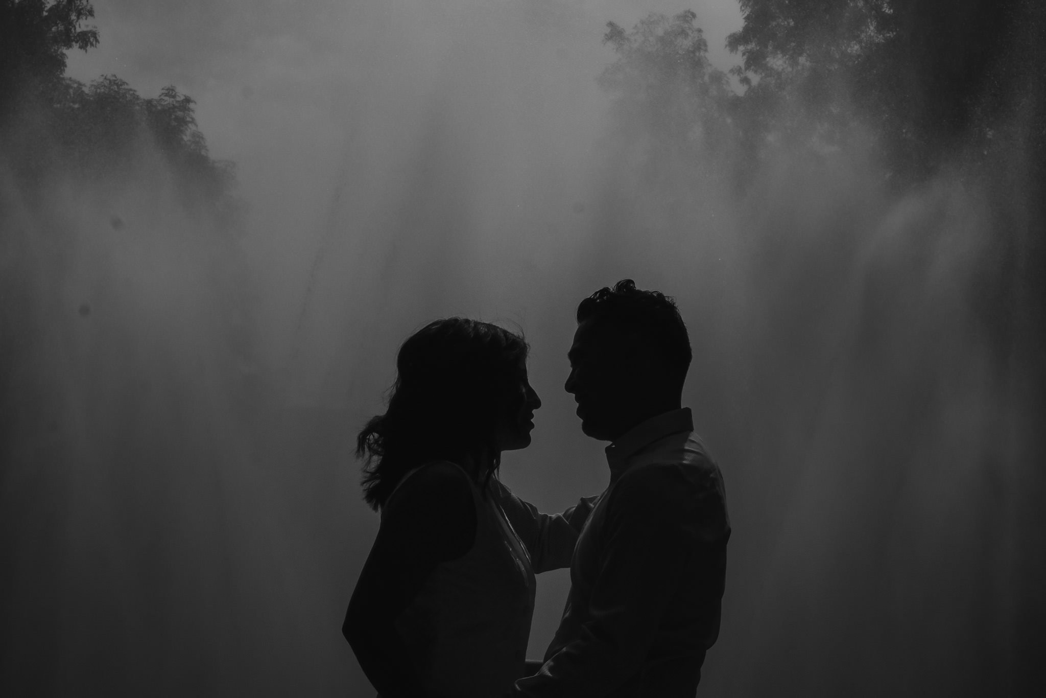 Sesión de Aniversario en La Condesa y La Roma: Jannine & Andrew desde San Diego. Wedding and family photographer in Mexico City